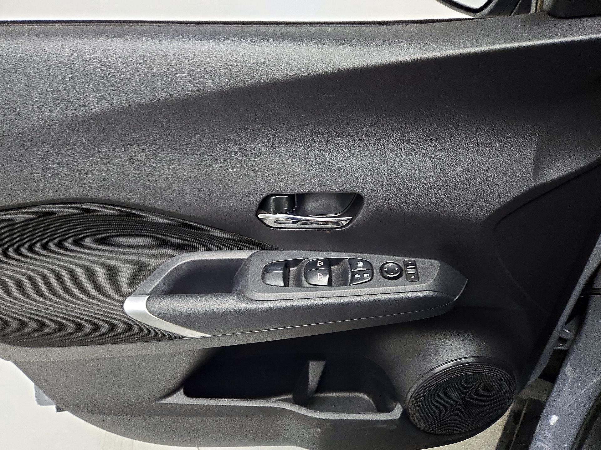 Thumbnail: 2024 Nissan Kicks - 12