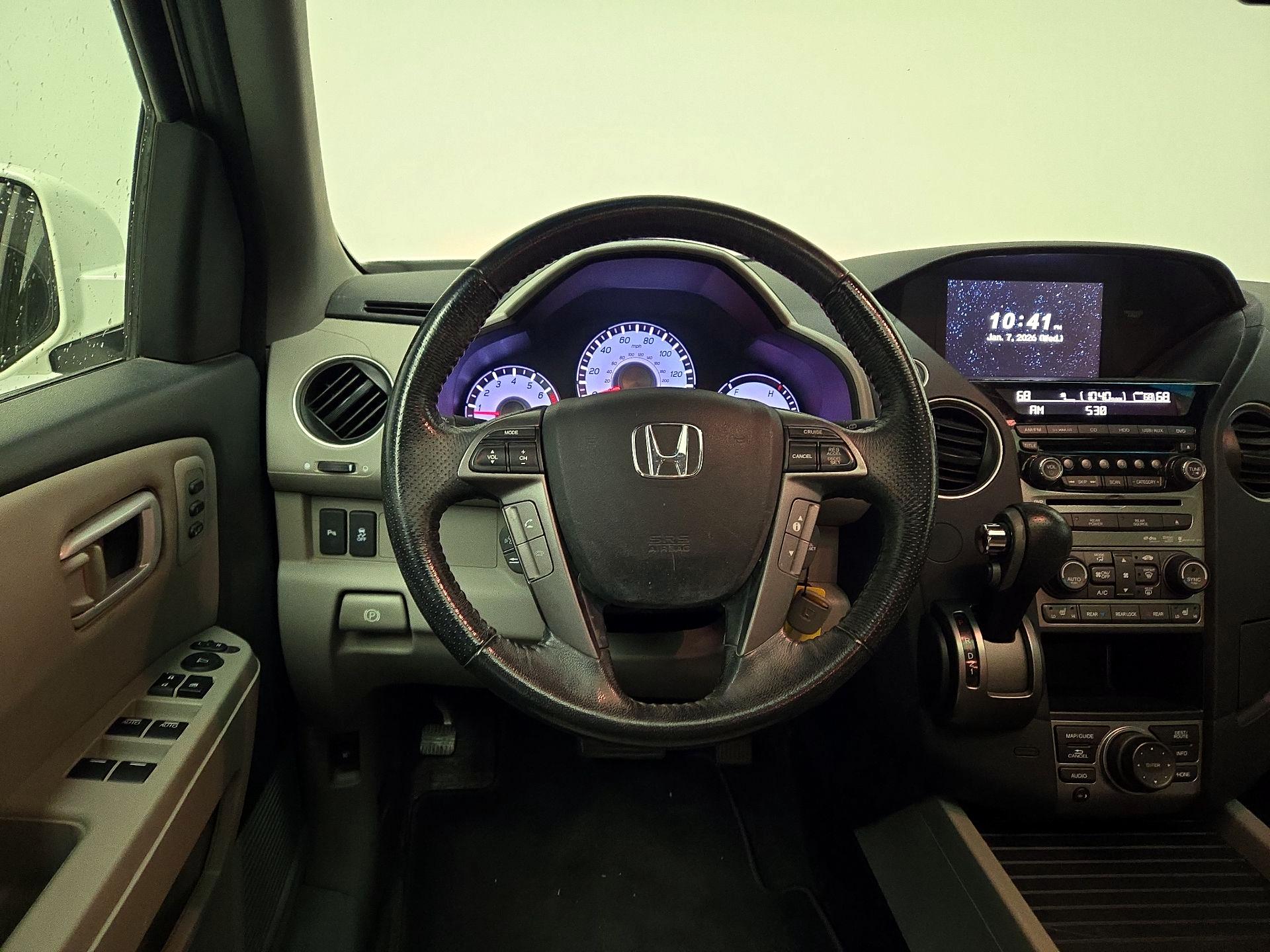 Thumbnail: 2015 Honda Pilot - 10