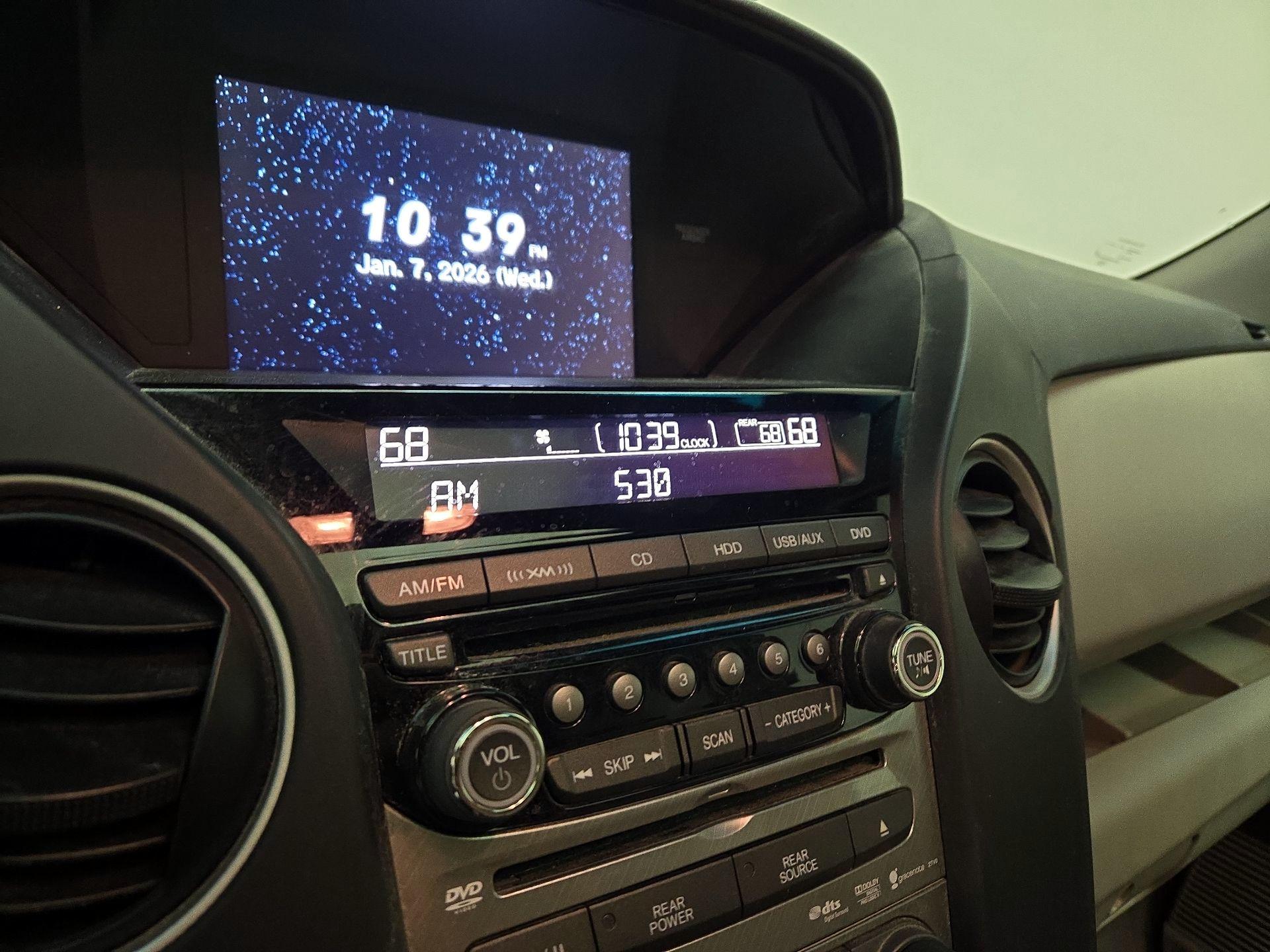 Thumbnail: 2015 Honda Pilot - 14