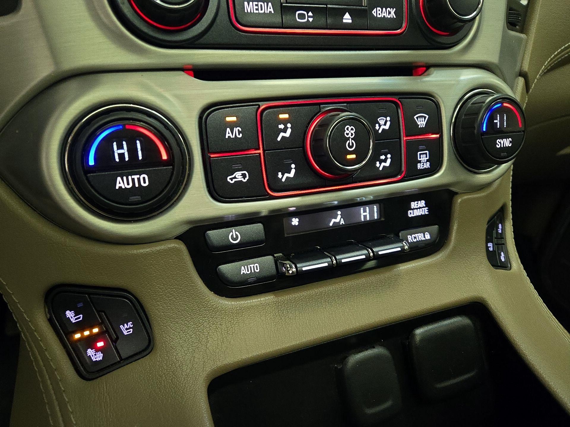 Thumbnail: 2016 GMC Yukon - 17