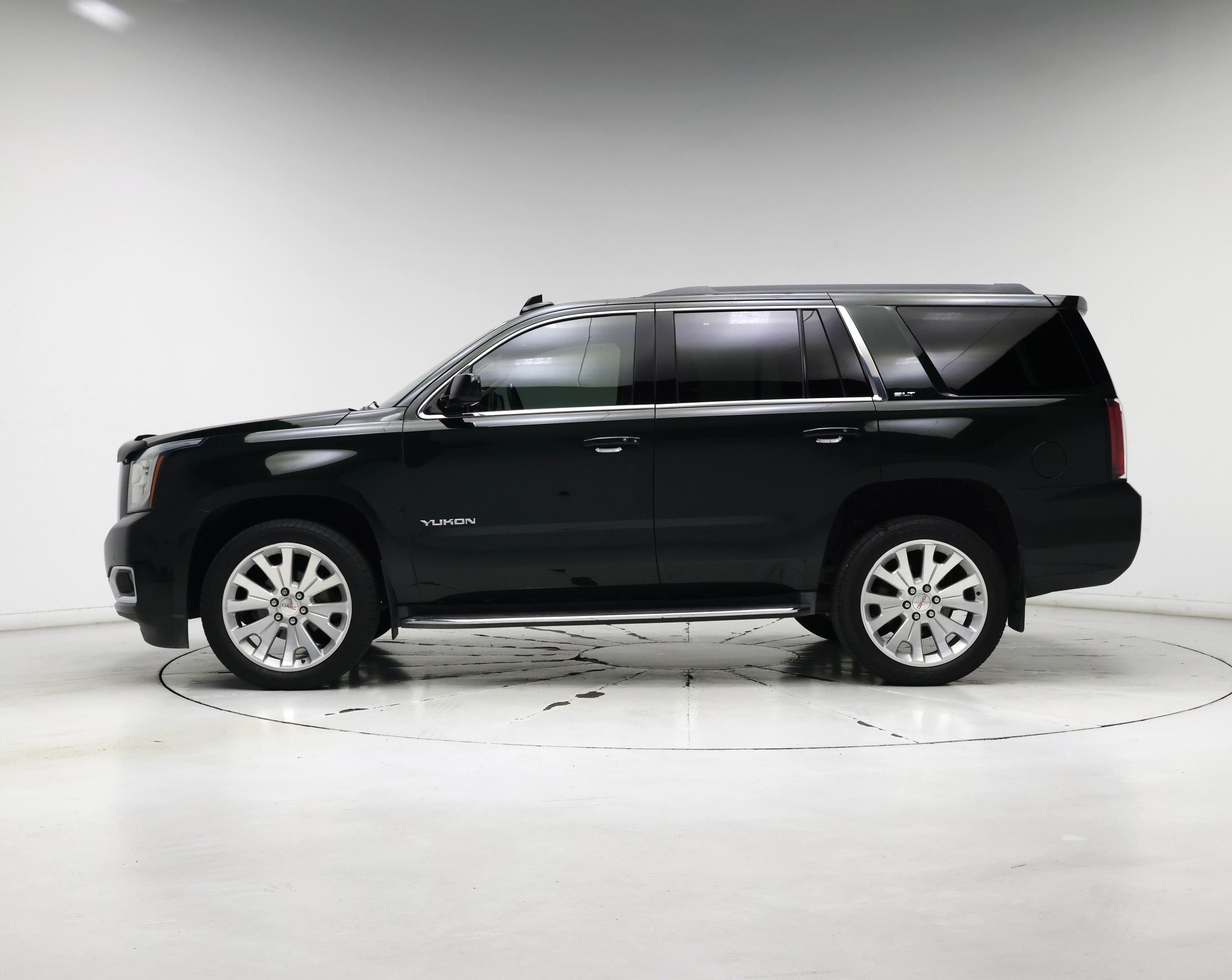 Thumbnail: 2016 GMC Yukon - 3