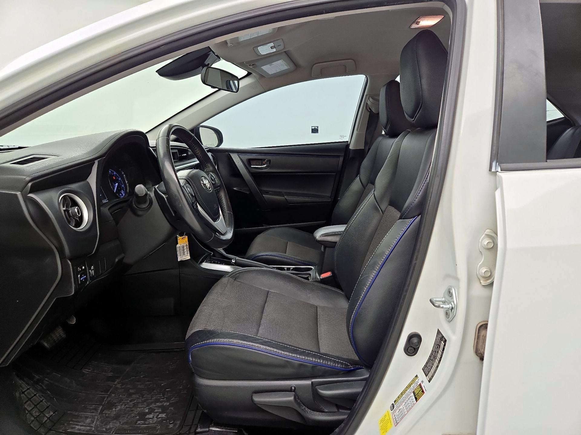 Thumbnail: 2017 Toyota Corolla - 11