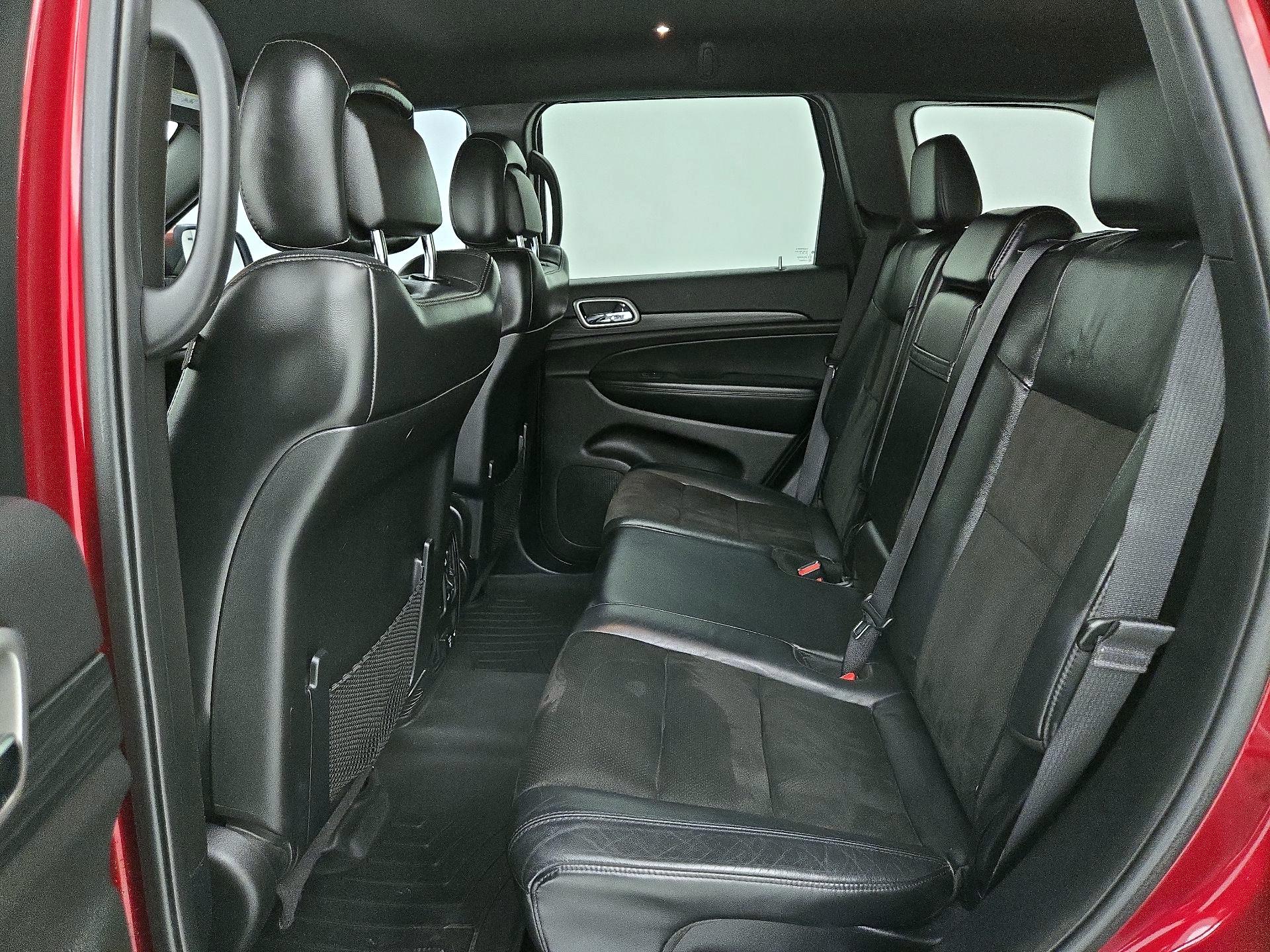 Thumbnail: 2020 Jeep Grand Cherokee - 20