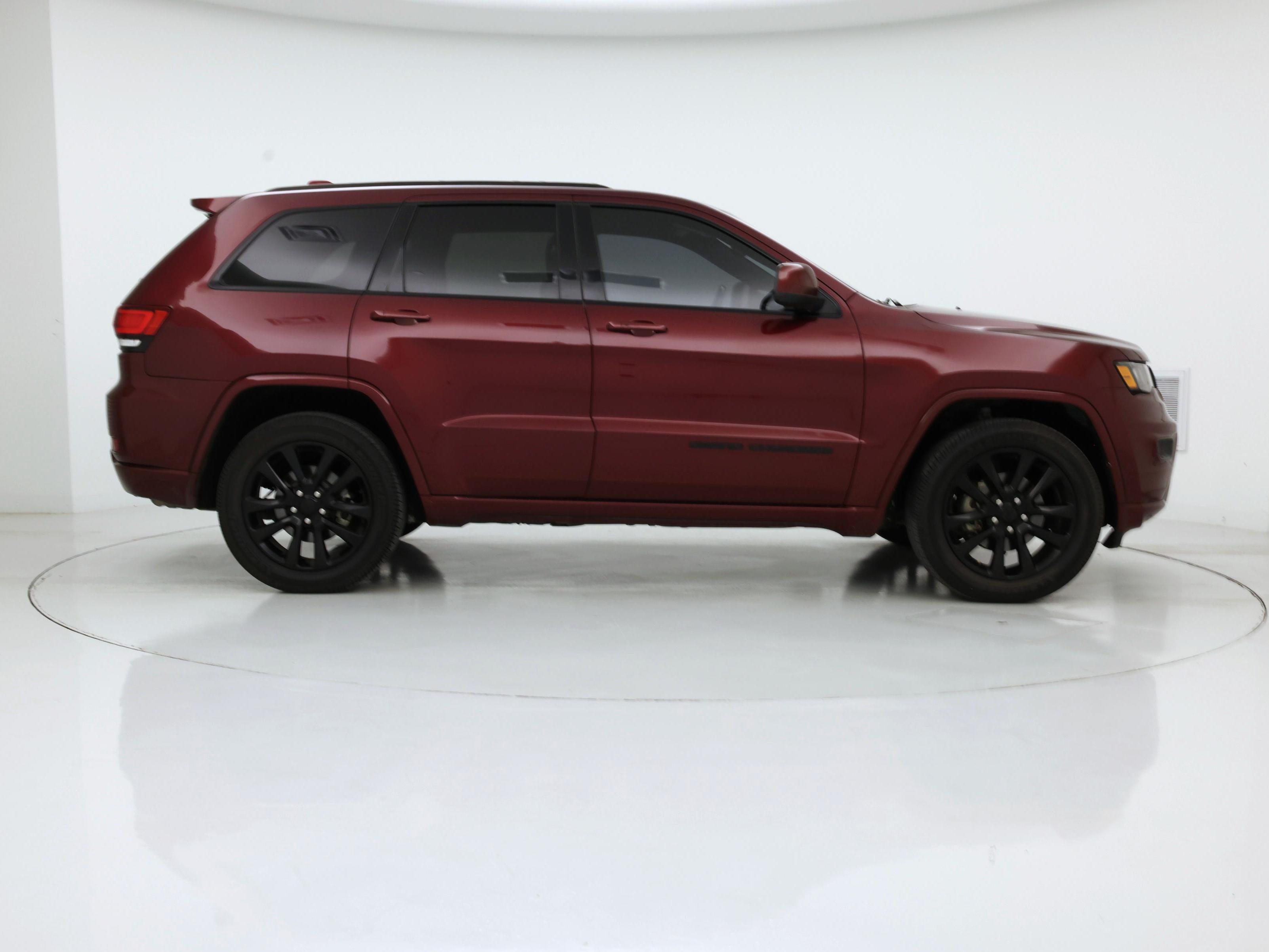 Thumbnail: 2020 Jeep Grand Cherokee - 7
