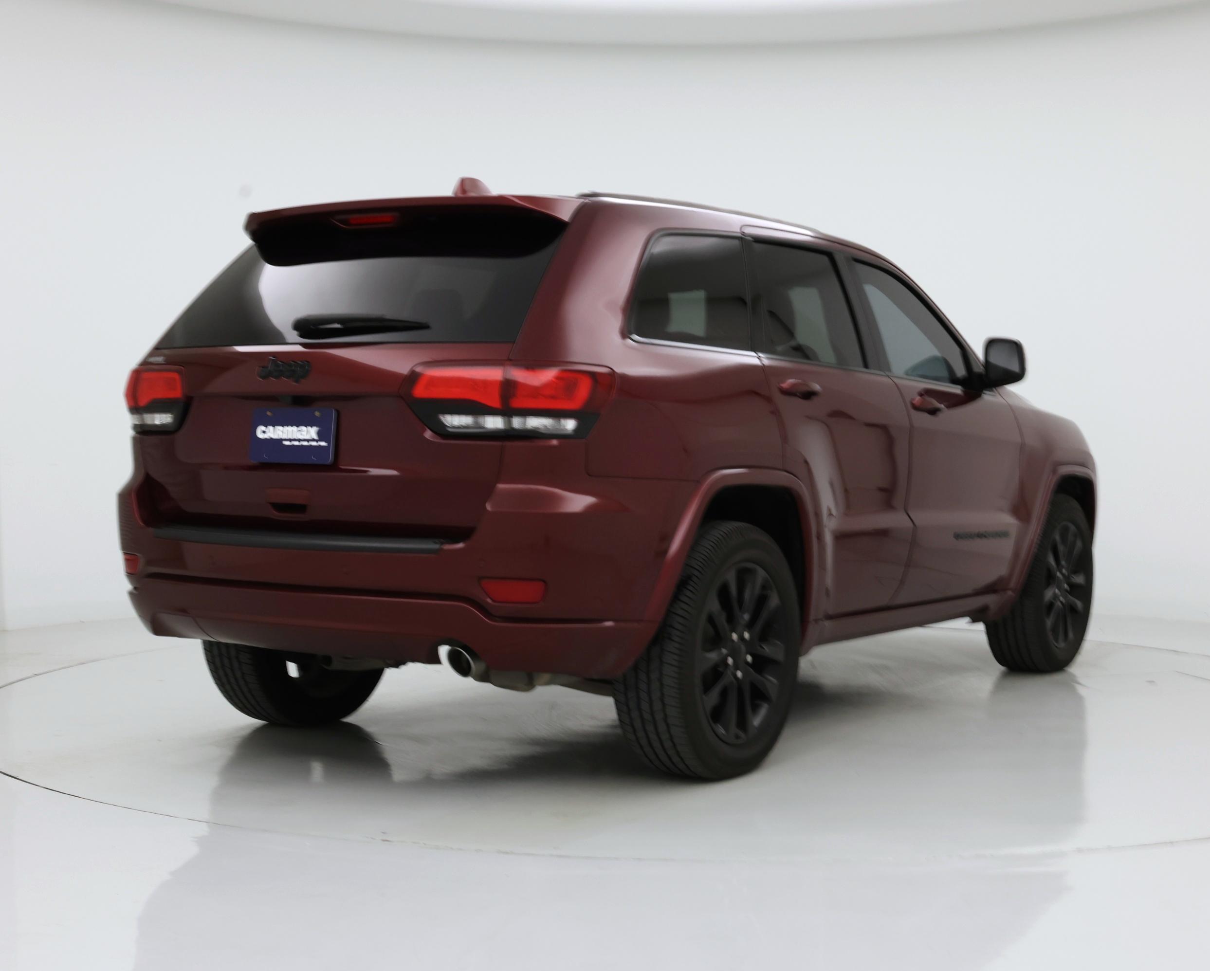 Thumbnail: 2020 Jeep Grand Cherokee - 8