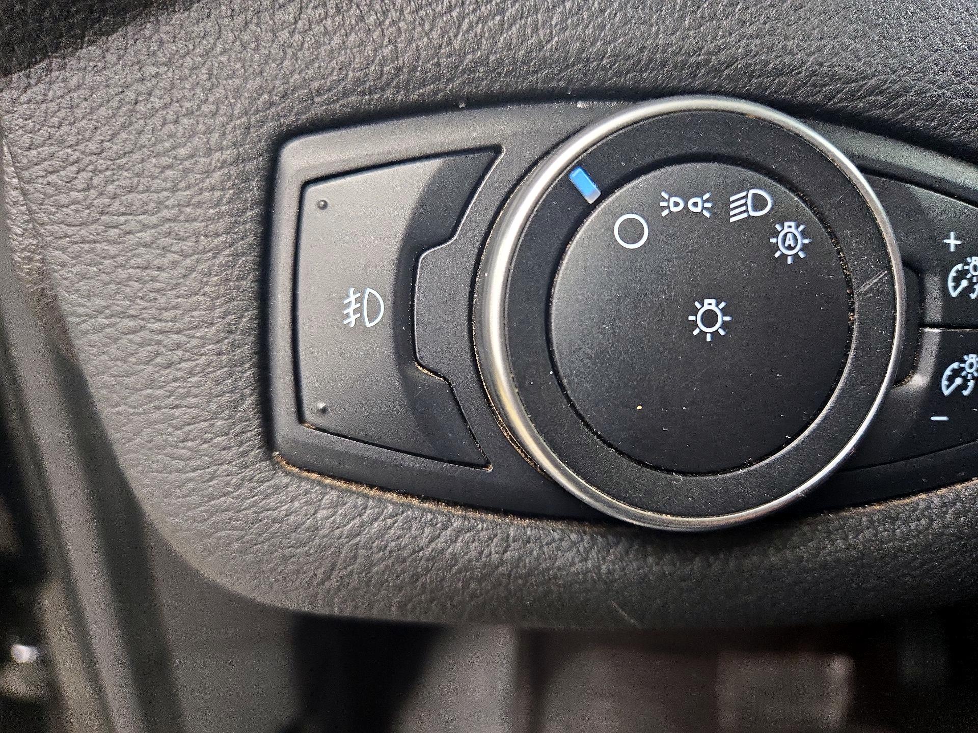 Thumbnail: 2016 Ford Escape - 13