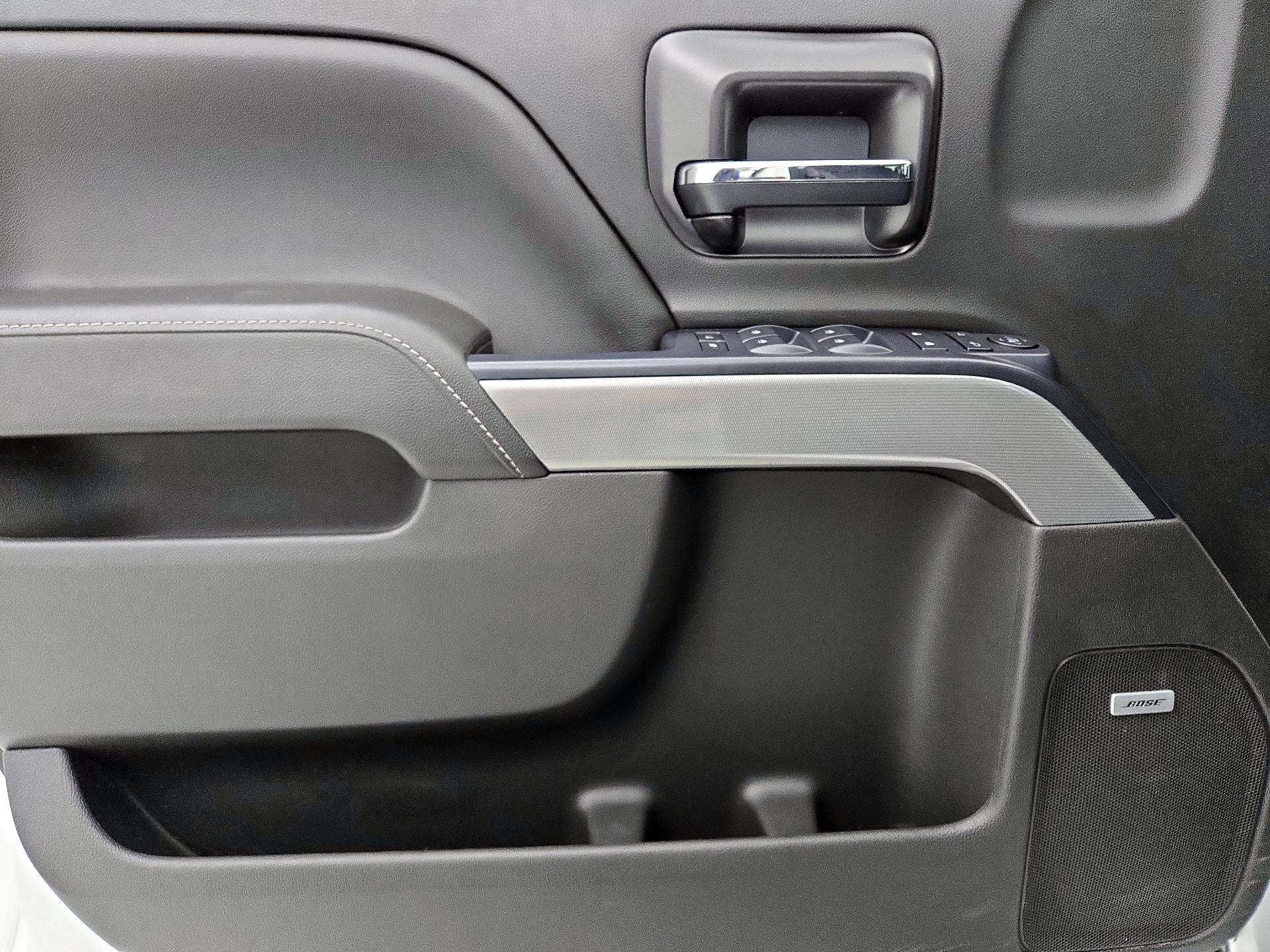 Thumbnail: 2015 Chevrolet Silverado 1500 - 12