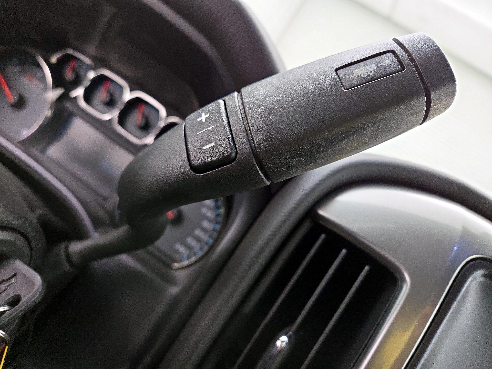 Thumbnail: 2015 Chevrolet Silverado 1500 - 17