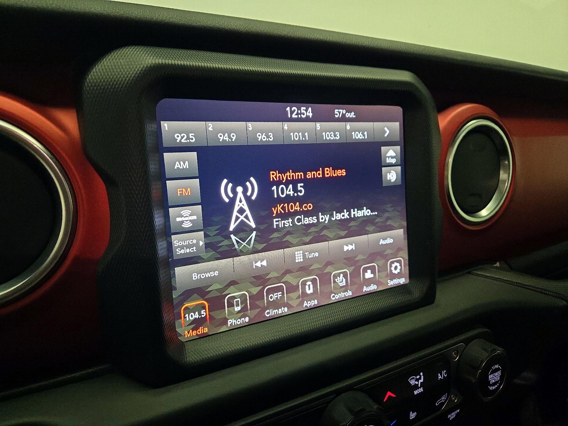 Thumbnail: 2020 Jeep Wrangler - 15