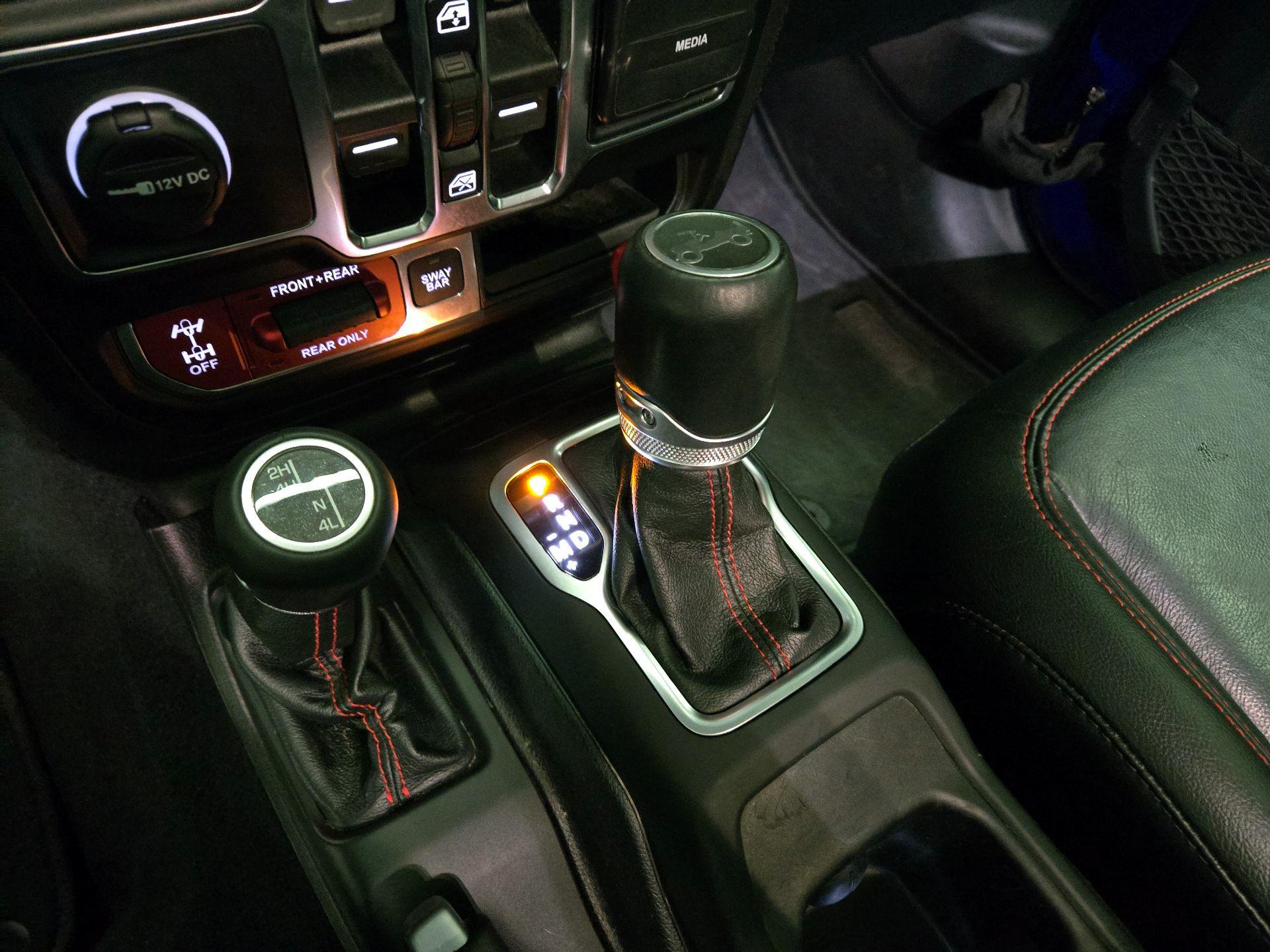 Thumbnail: 2020 Jeep Wrangler - 17