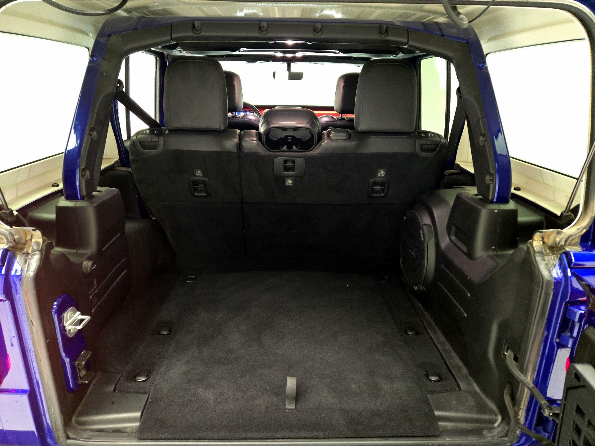 Thumbnail: 2020 Jeep Wrangler - 20