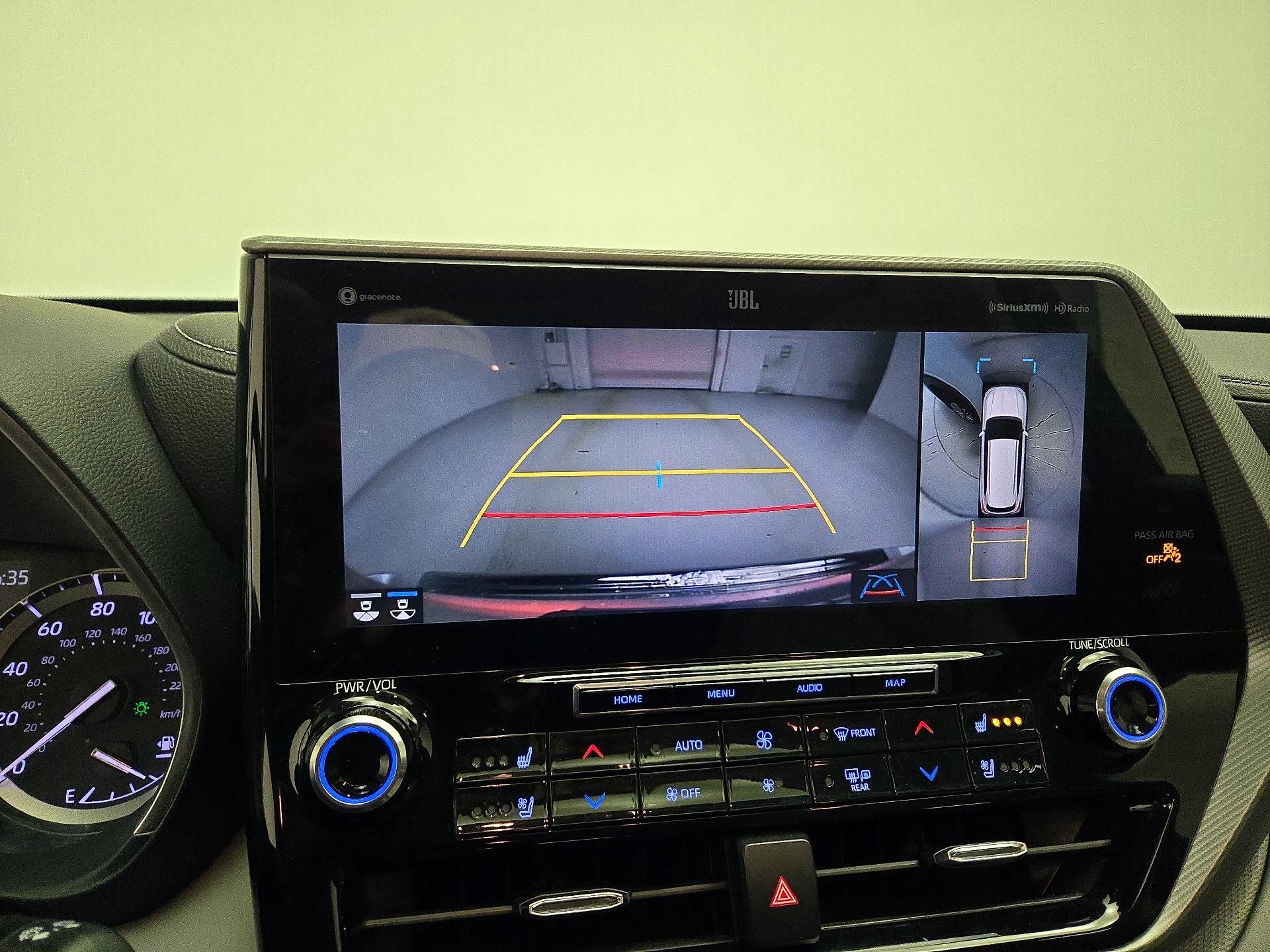 Thumbnail: 2022 Toyota Highlander - 15