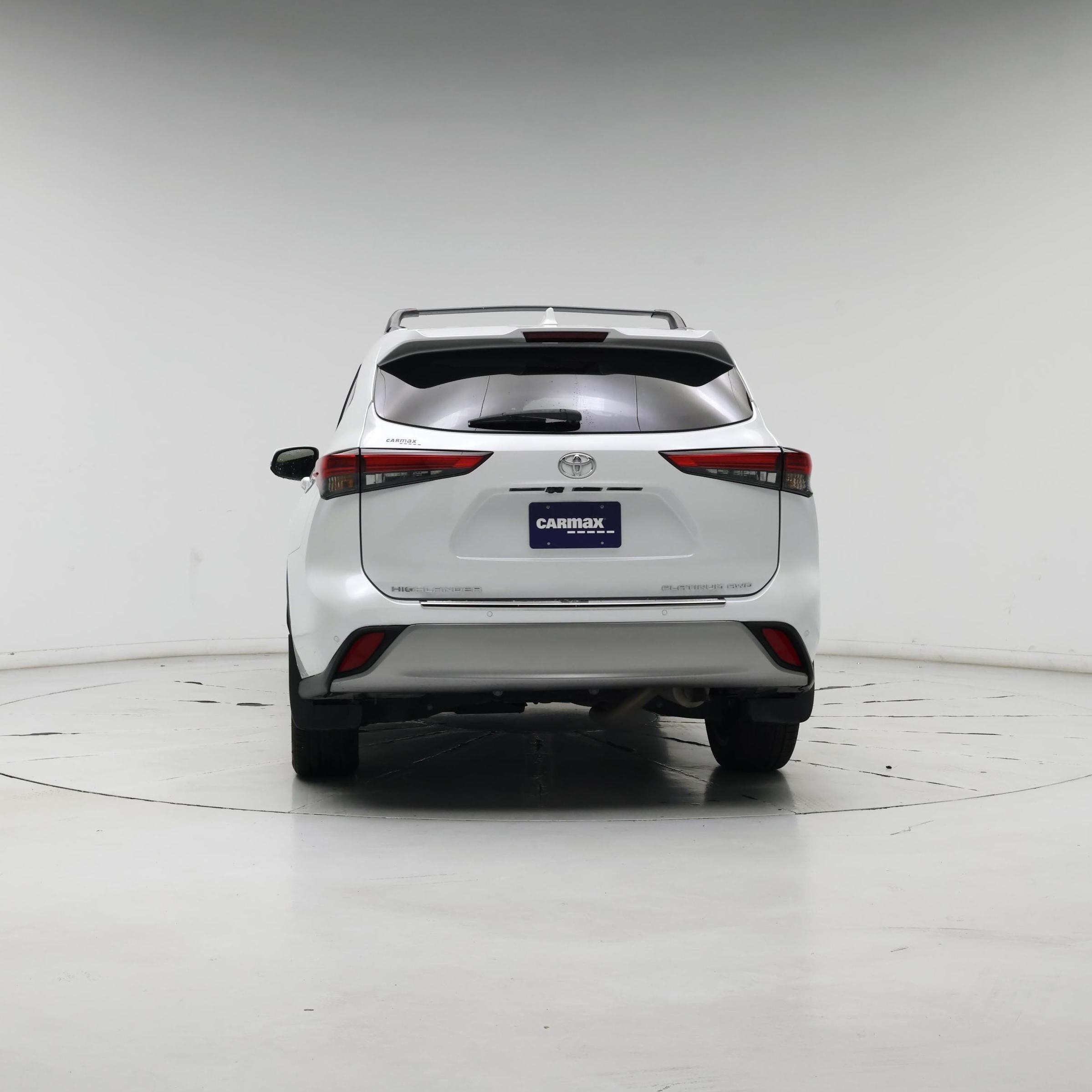 Thumbnail: 2022 Toyota Highlander - 6