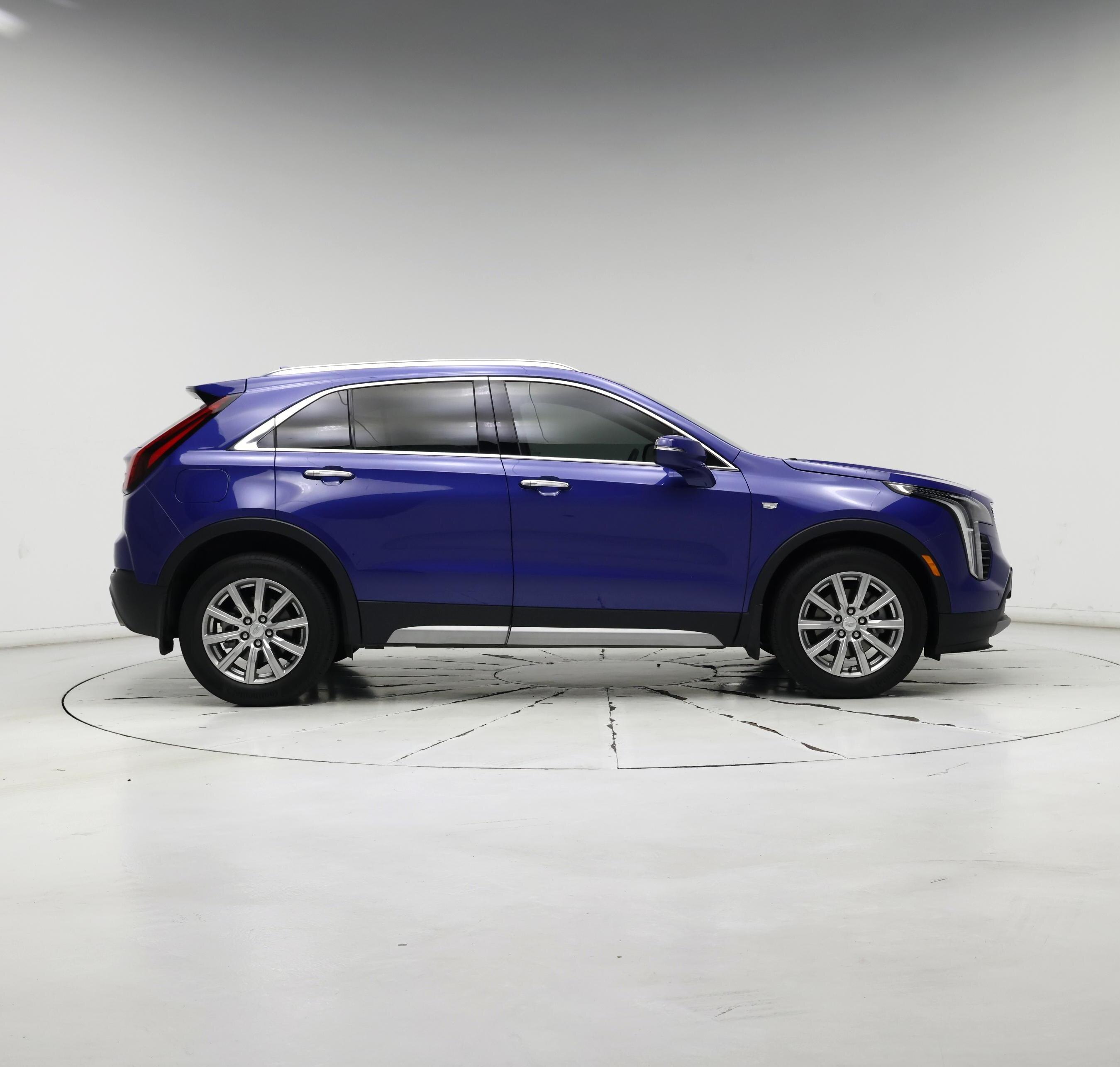 Thumbnail: 2023 Cadillac XT4 - 7