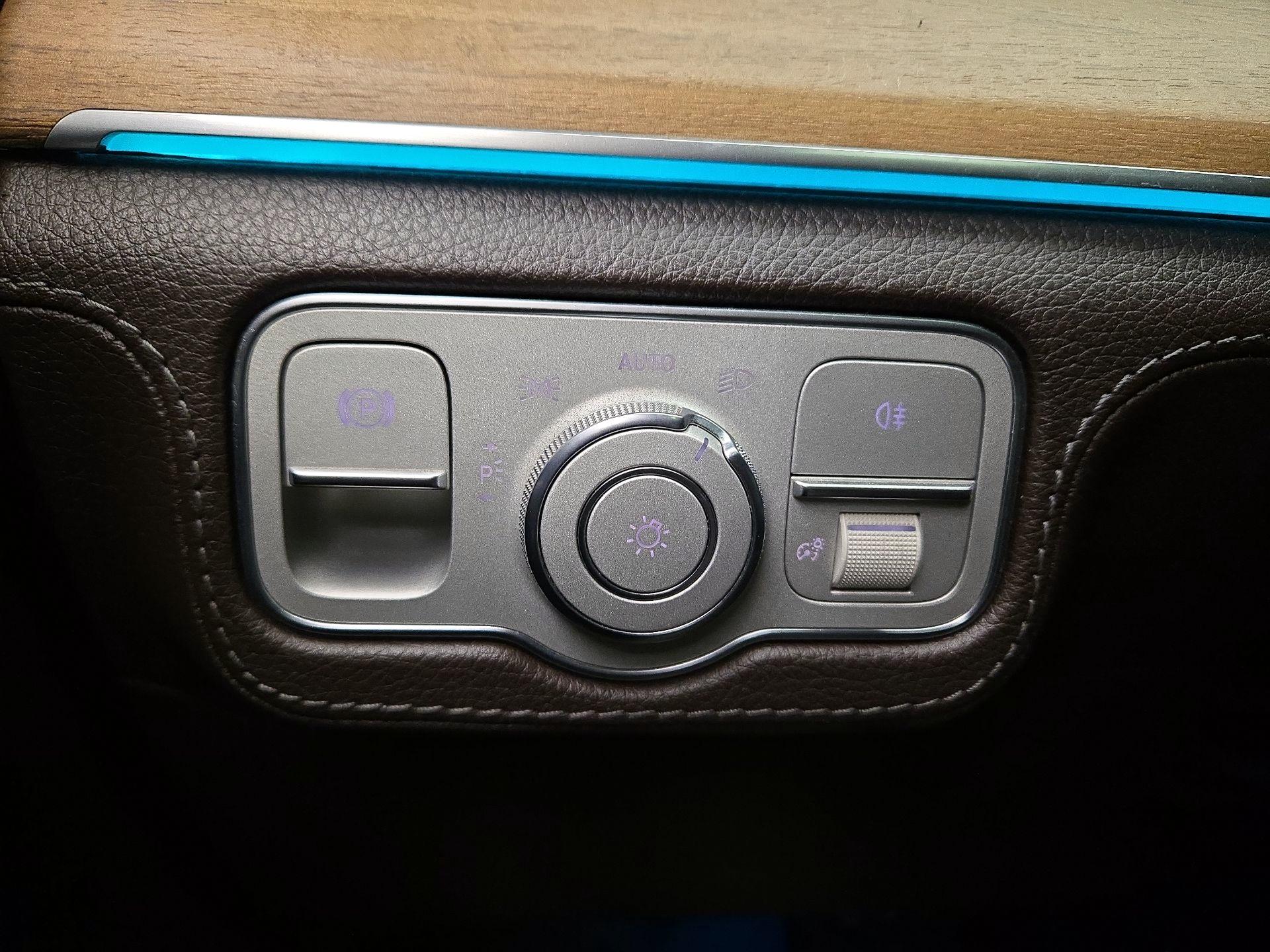 Thumbnail: 2020 Mercedes-Benz GLE - 13