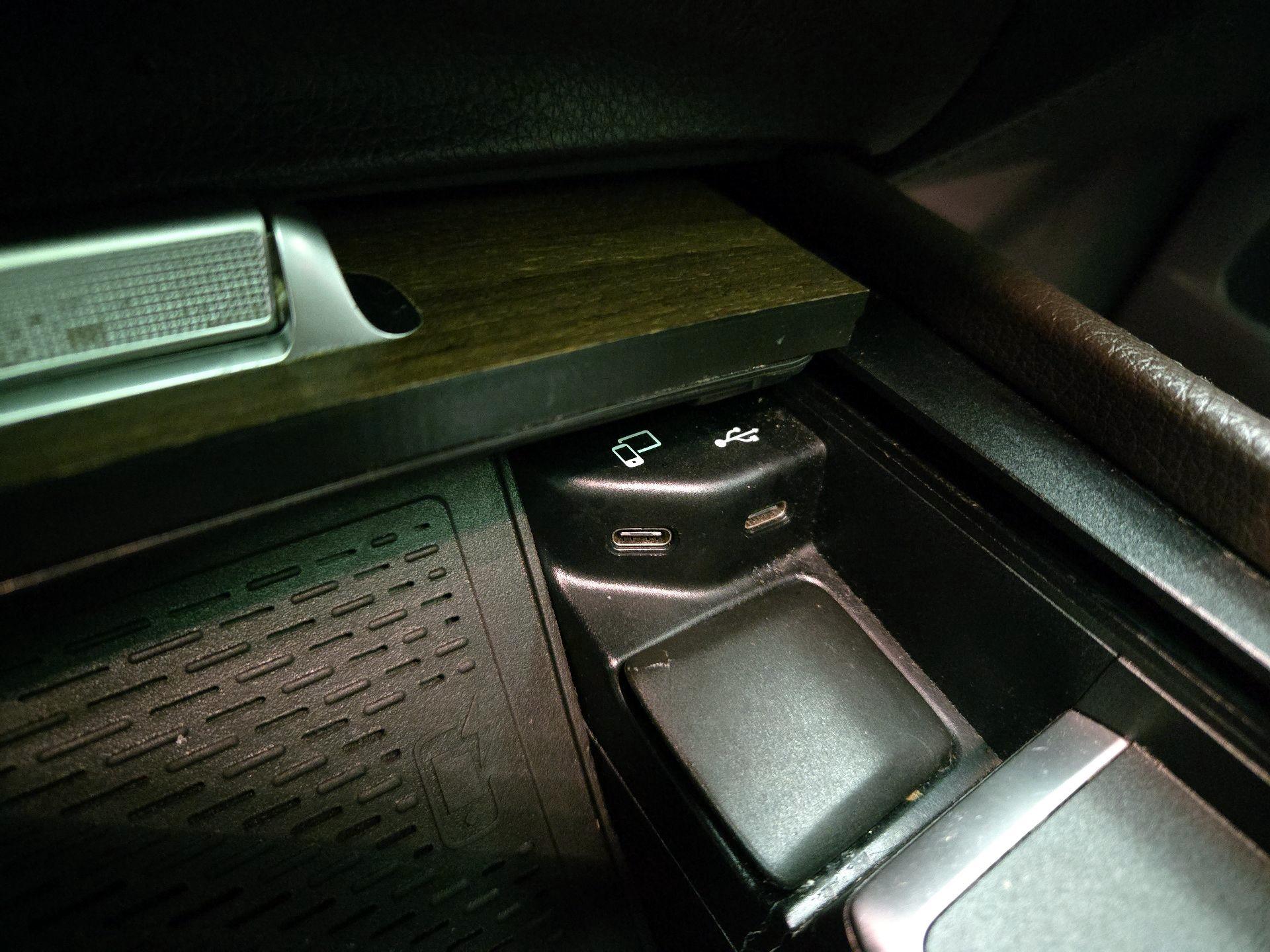 Thumbnail: 2020 Mercedes-Benz GLE - 19