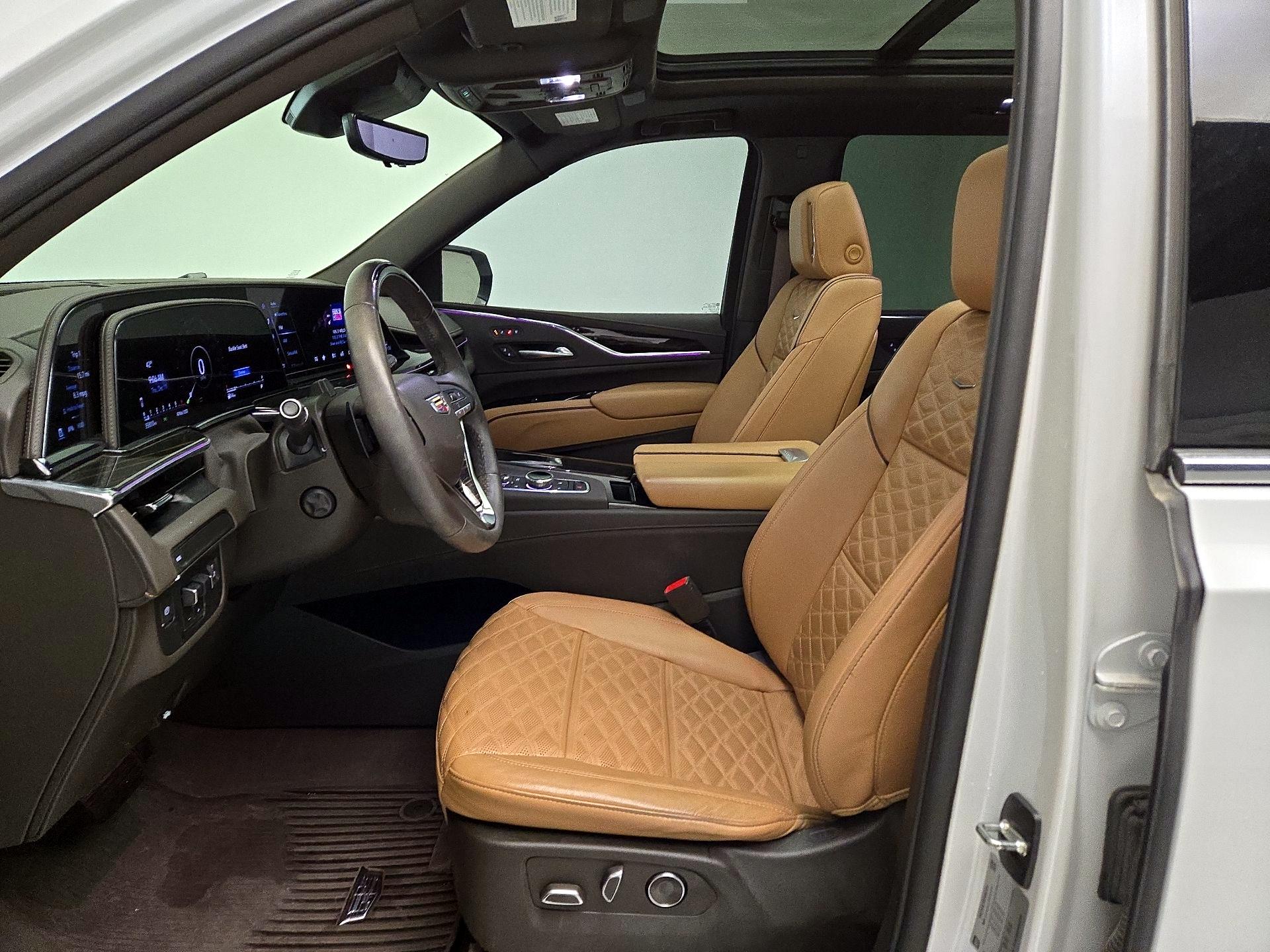 Thumbnail: 2023 Cadillac Escalade - 11