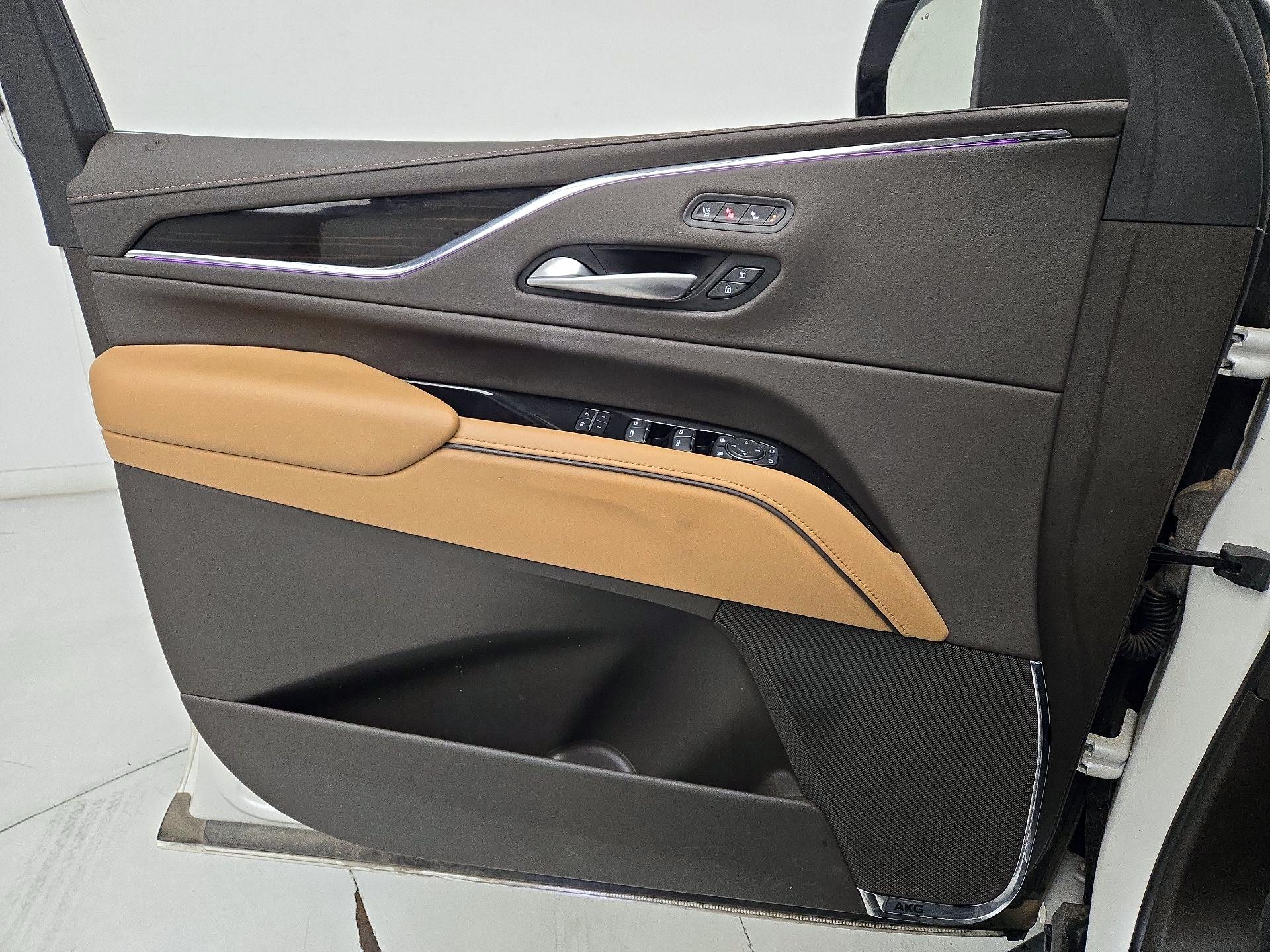 Thumbnail: 2023 Cadillac Escalade - 12