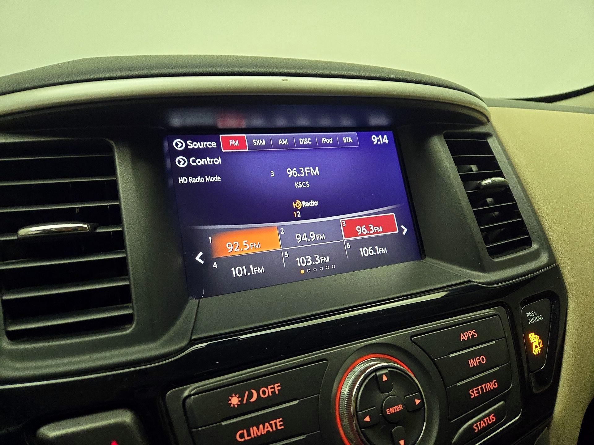 Thumbnail: 2020 Nissan Pathfinder - 15