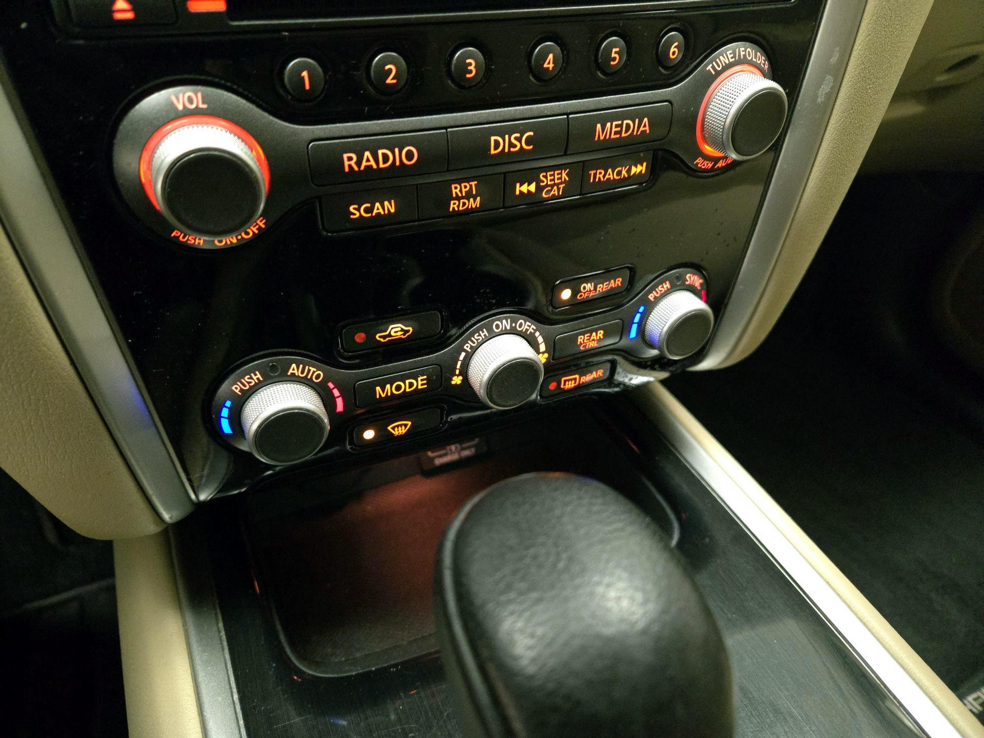 Thumbnail: 2020 Nissan Pathfinder - 16