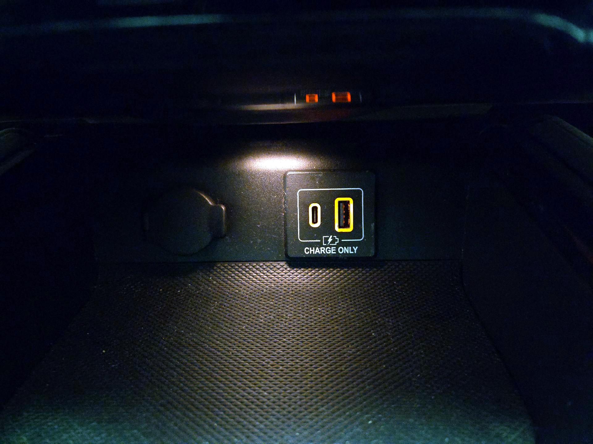 Thumbnail: 2020 Nissan Pathfinder - 18