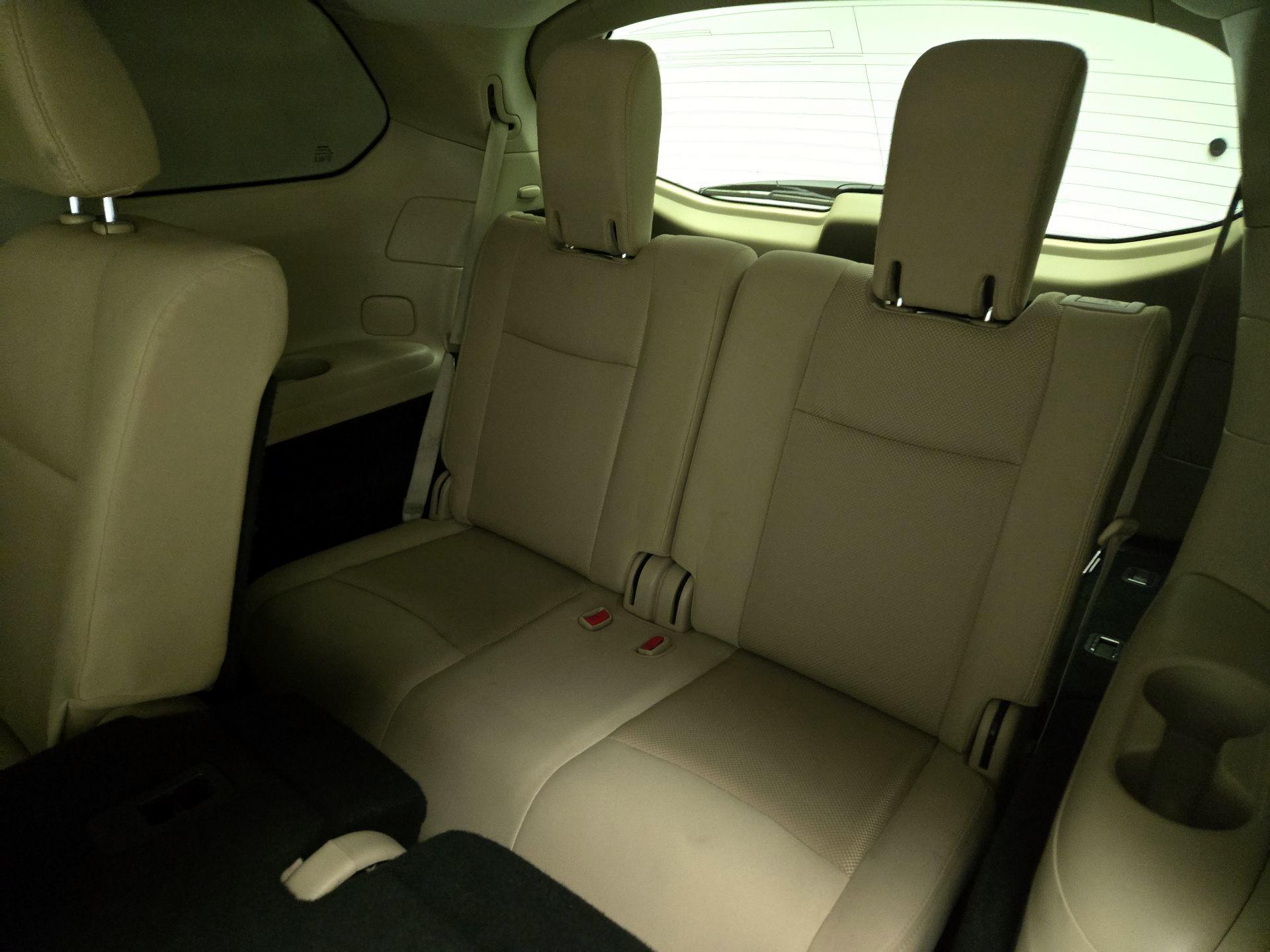 Thumbnail: 2020 Nissan Pathfinder - 20