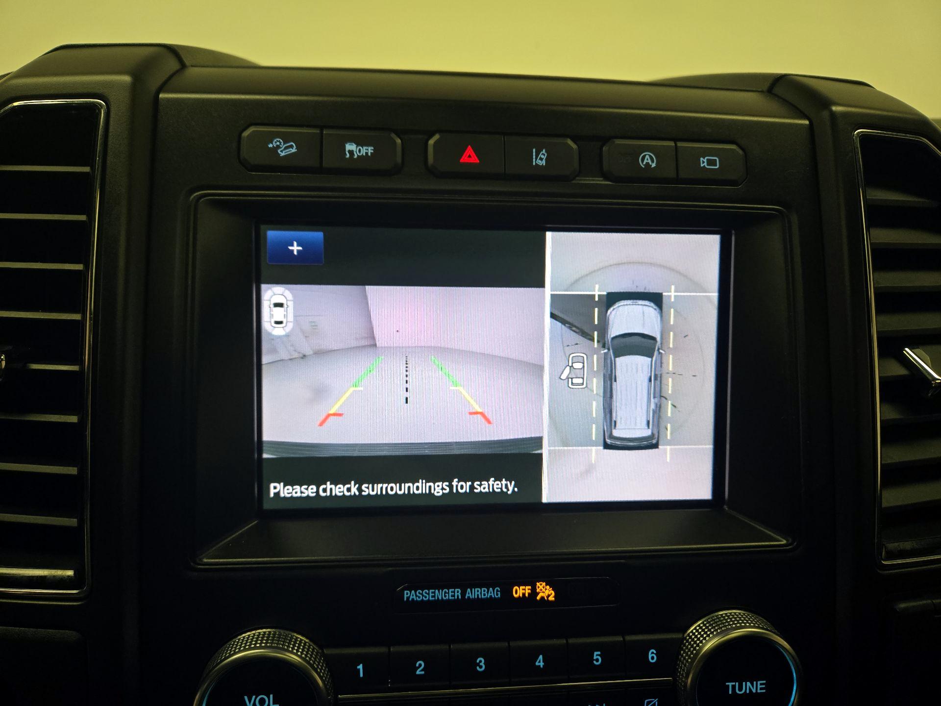 Thumbnail: 2021 Ford Expedition - 15