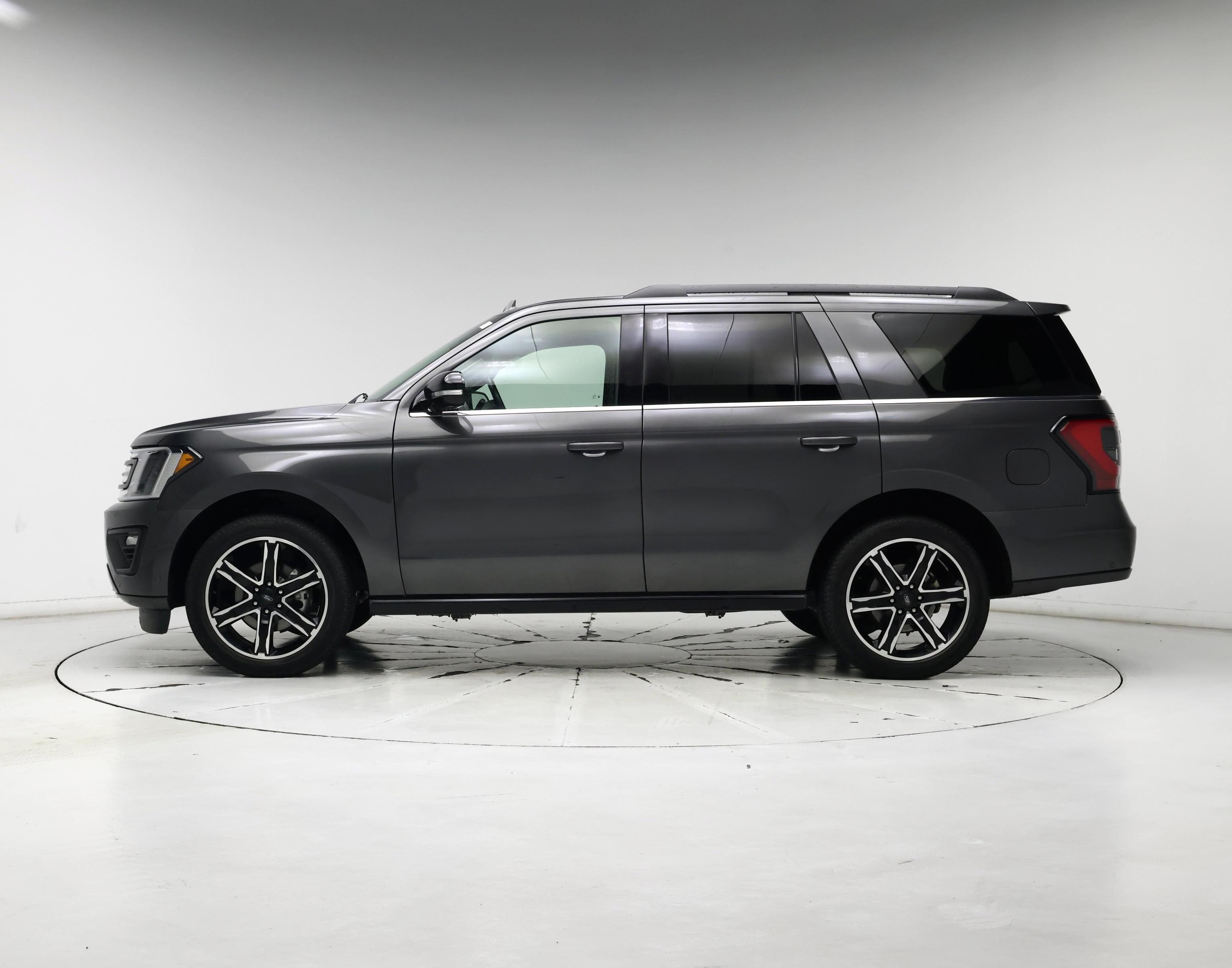 Thumbnail: 2021 Ford Expedition - 3