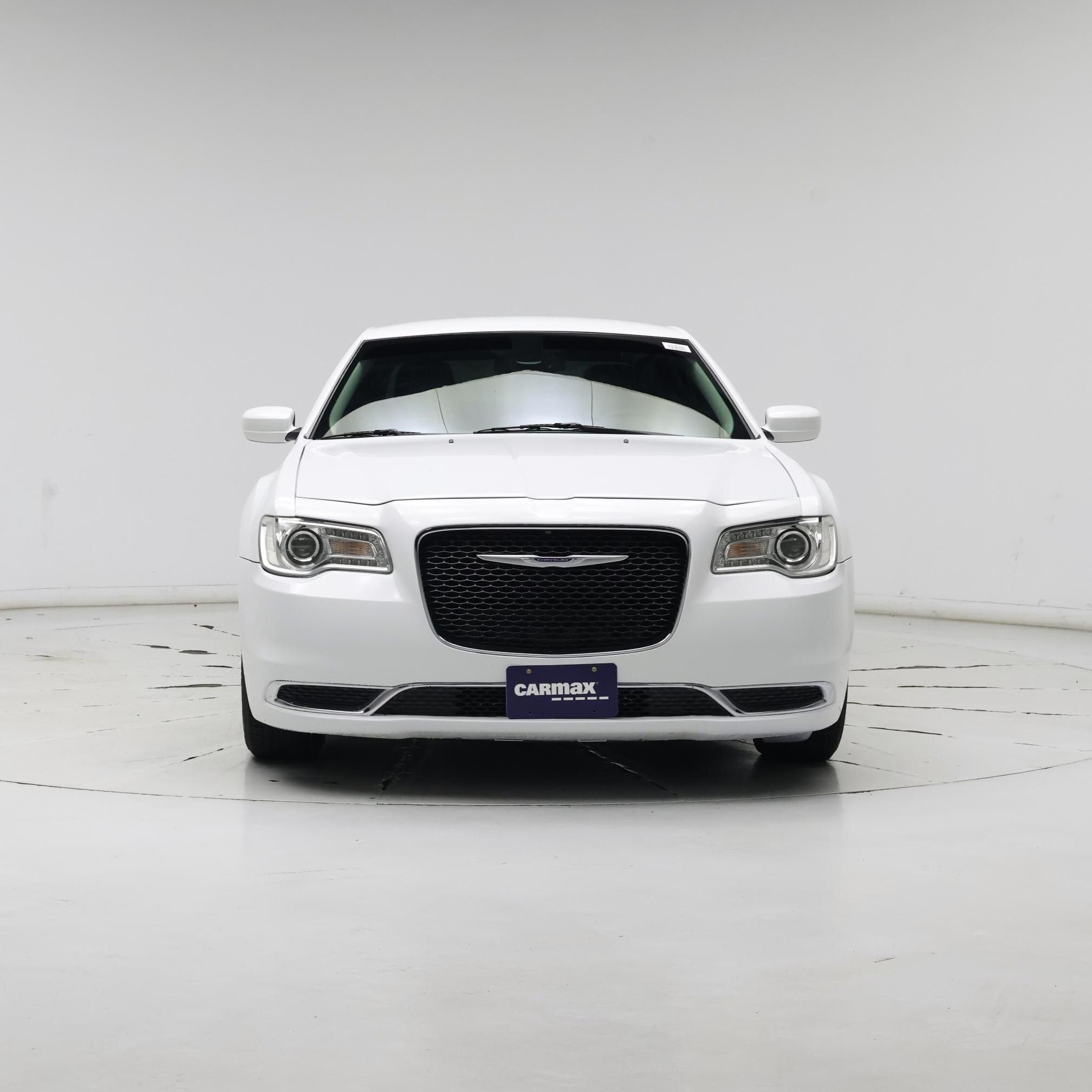 Thumbnail: 2019 Chrysler 300 - 5
