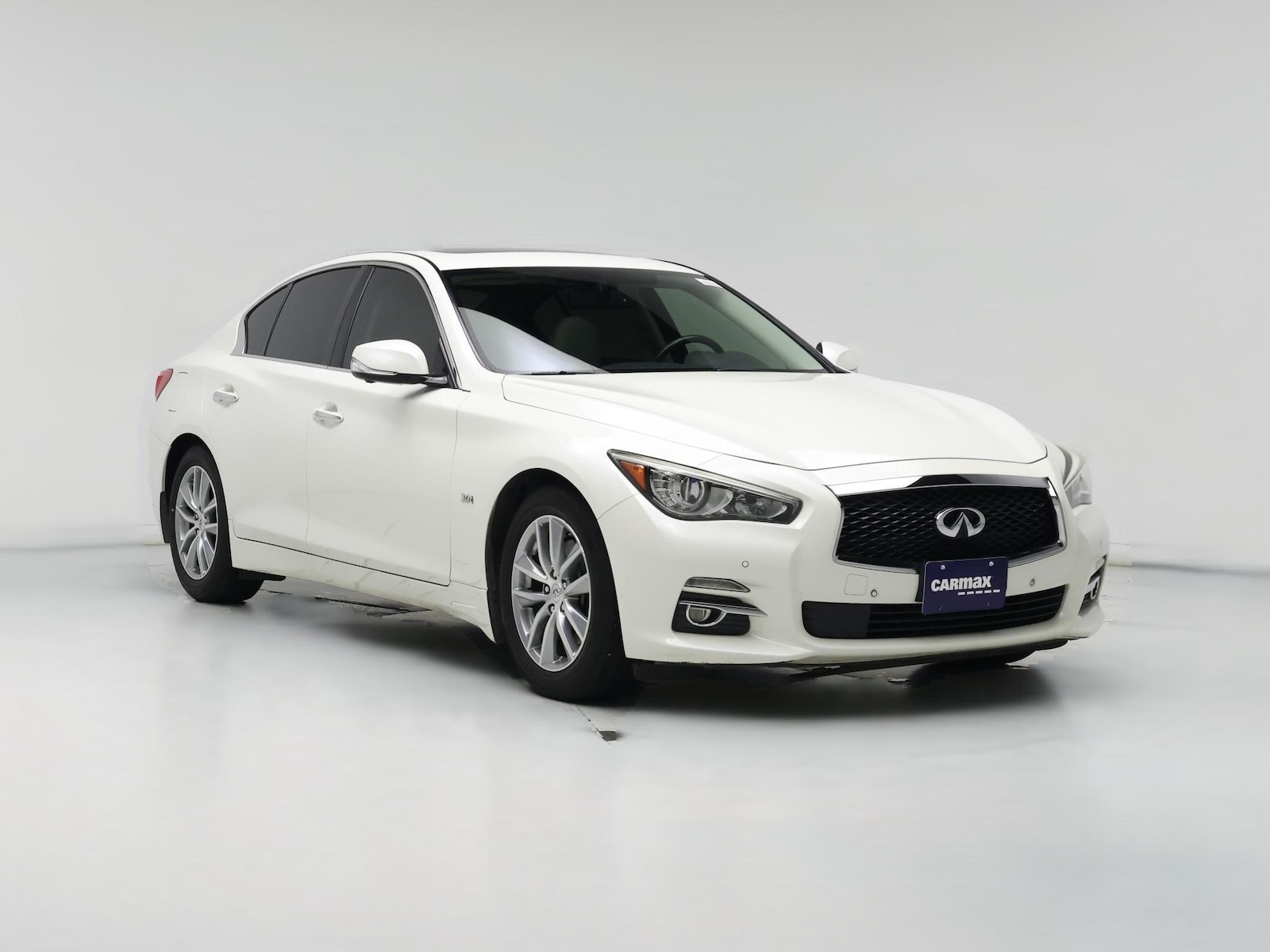 2017 INFINITI Q50 Premium