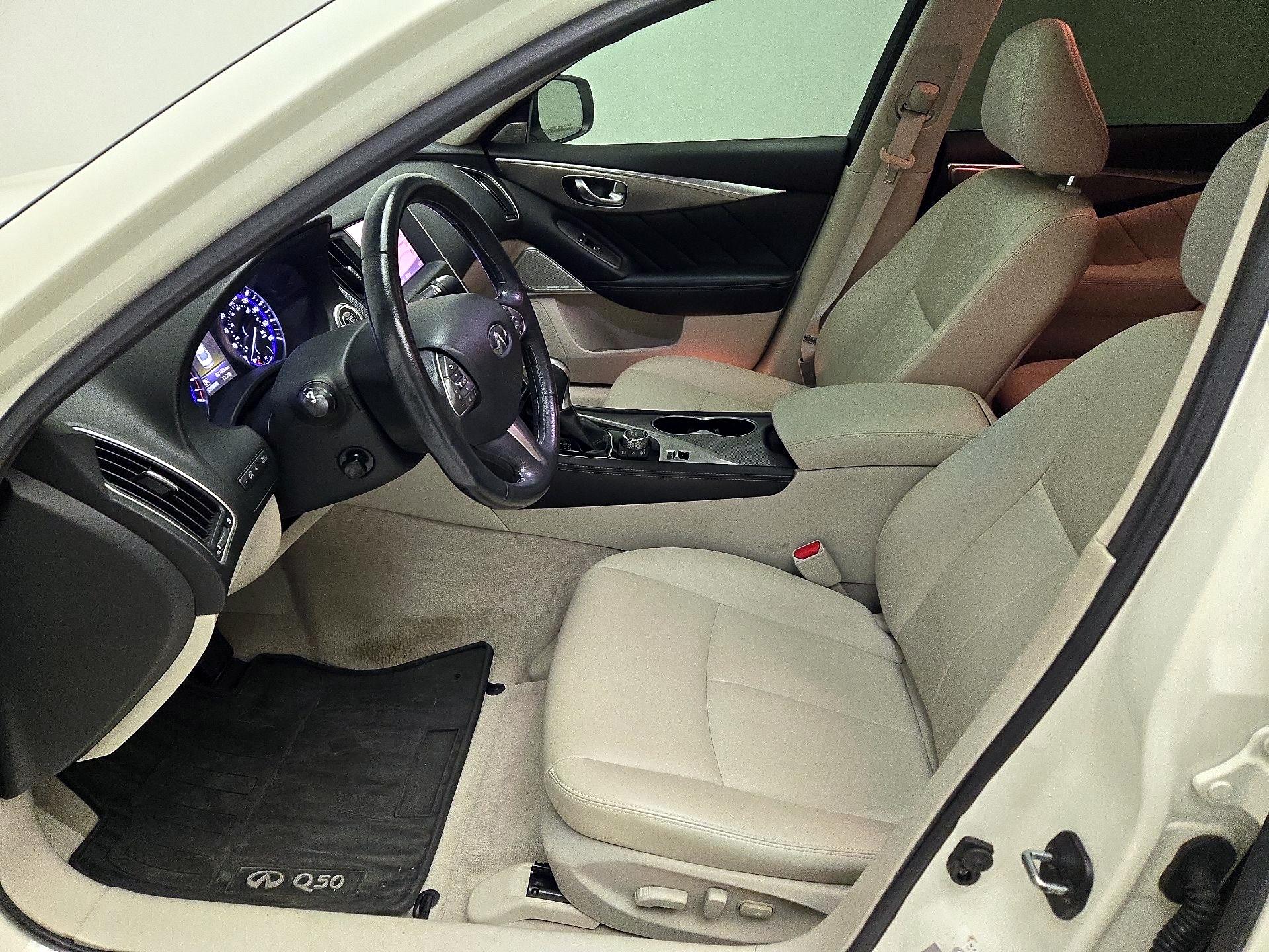 Thumbnail: 2017 INFINITI Q50 - 11