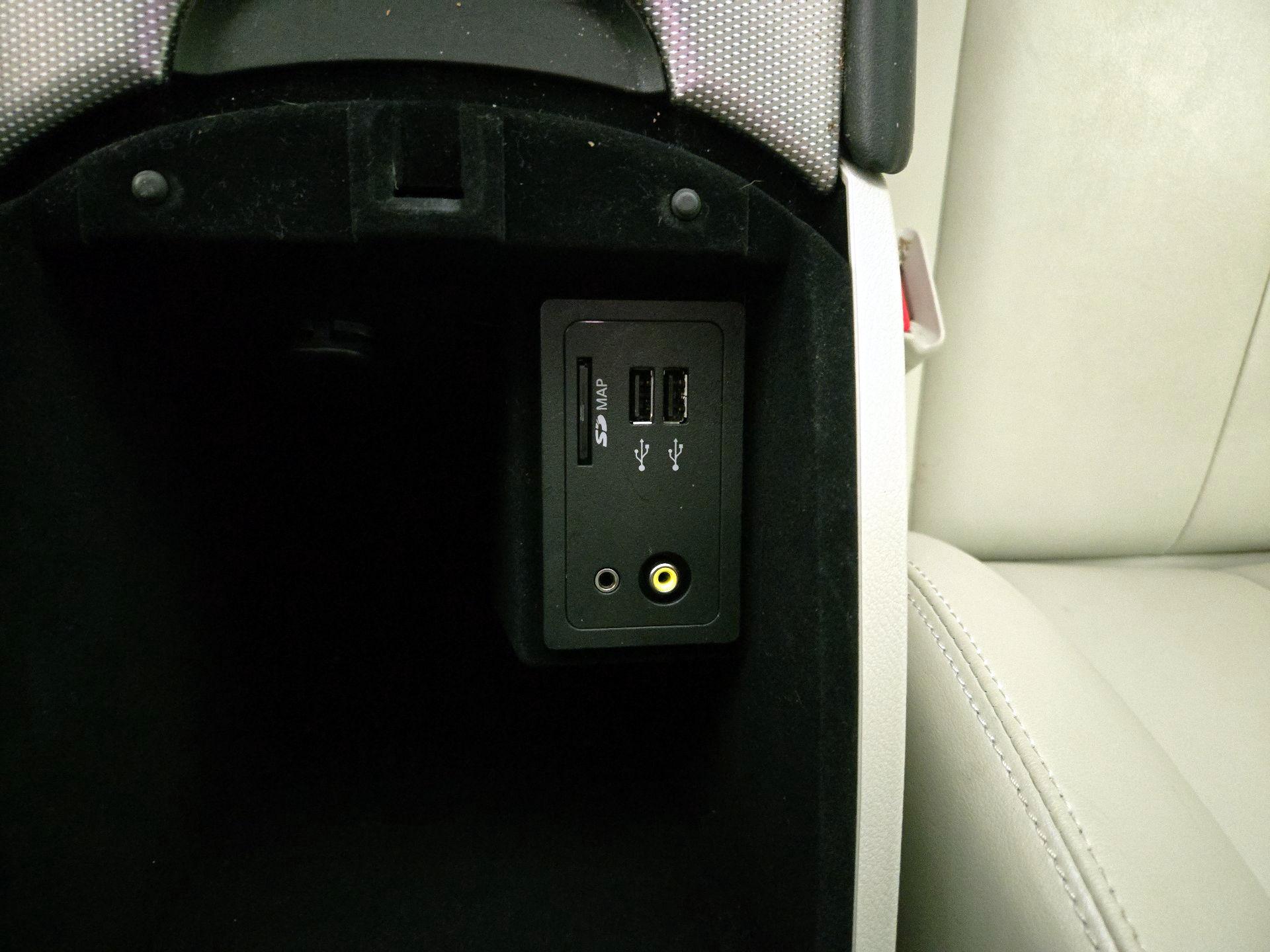 Thumbnail: 2017 INFINITI Q50 - 18