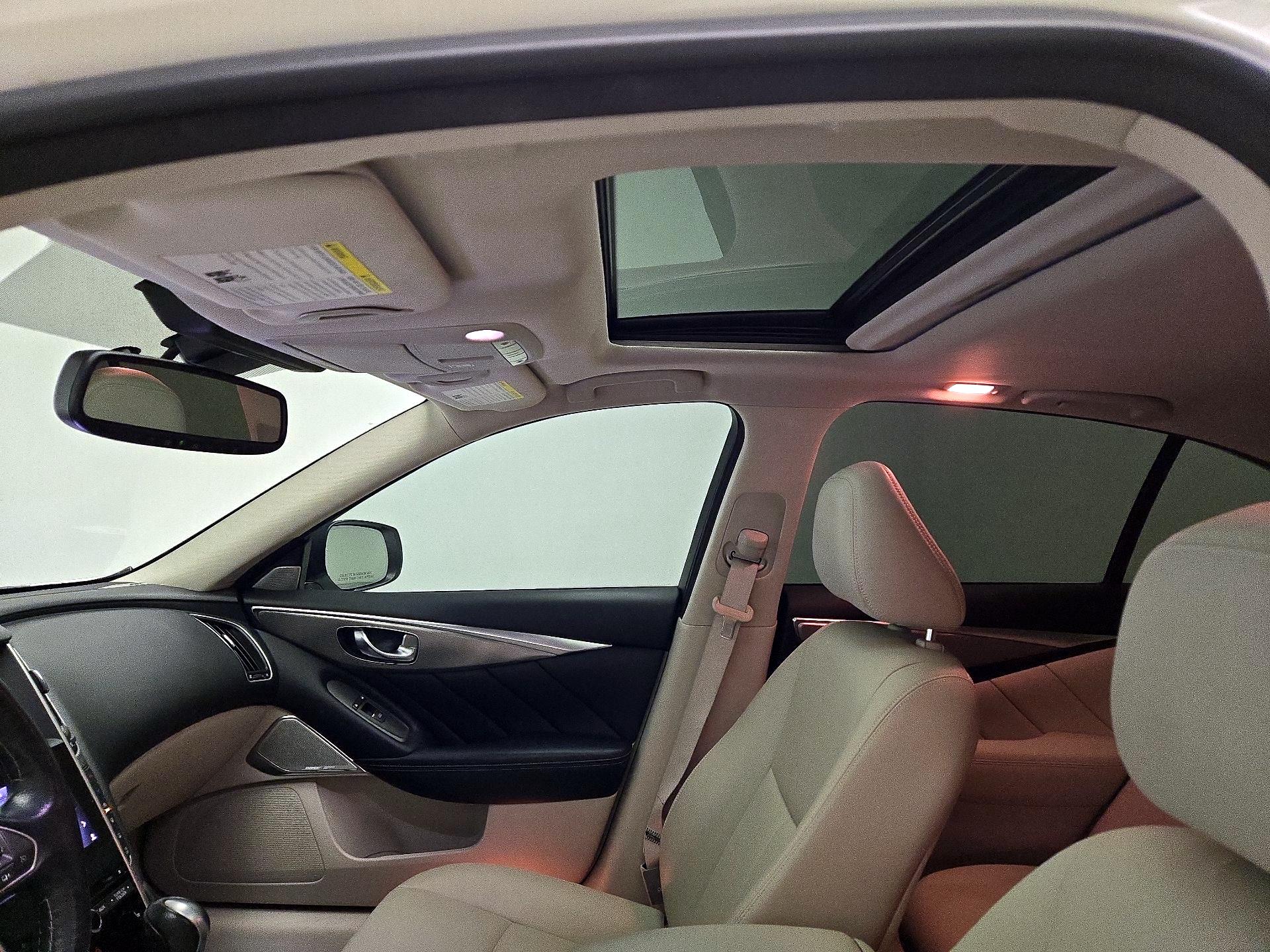 Thumbnail: 2017 INFINITI Q50 - 19