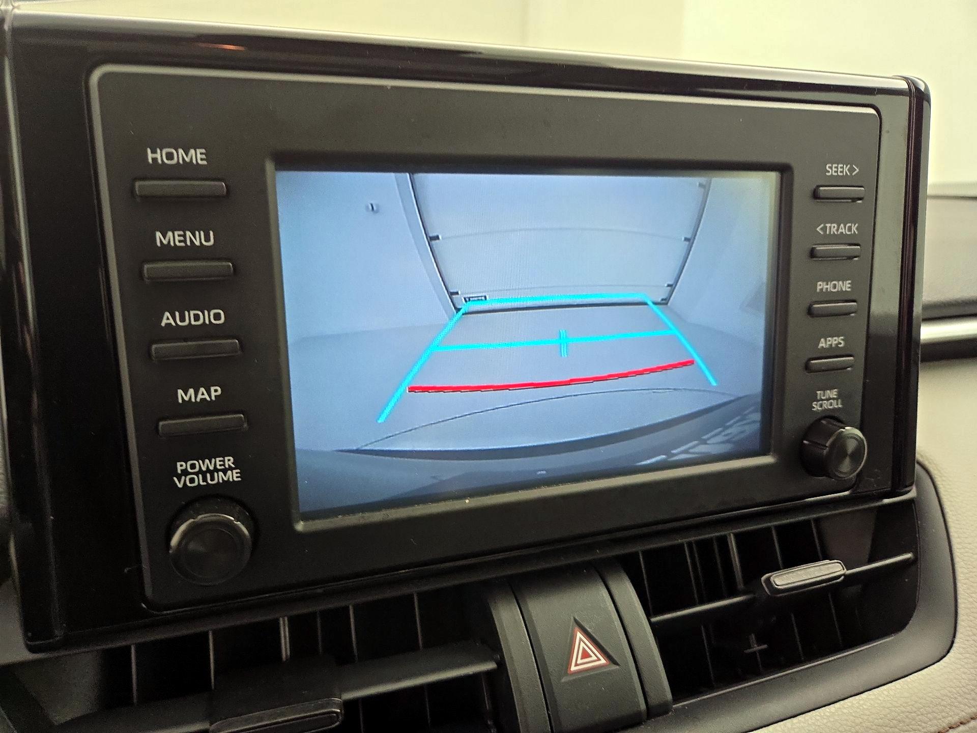 Thumbnail: 2019 Toyota RAV4 - 13