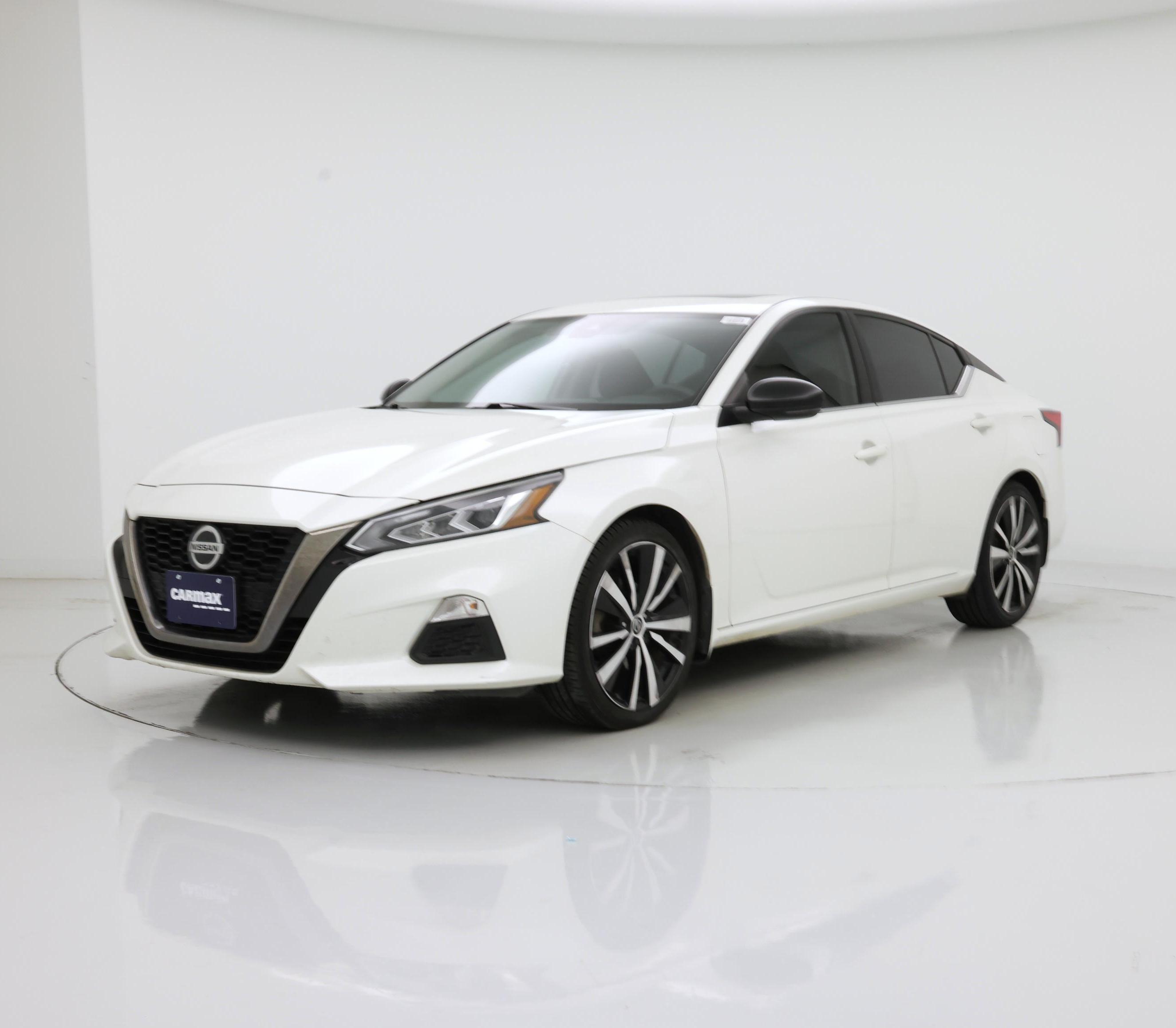 Thumbnail: 2020 Nissan Altima - 4