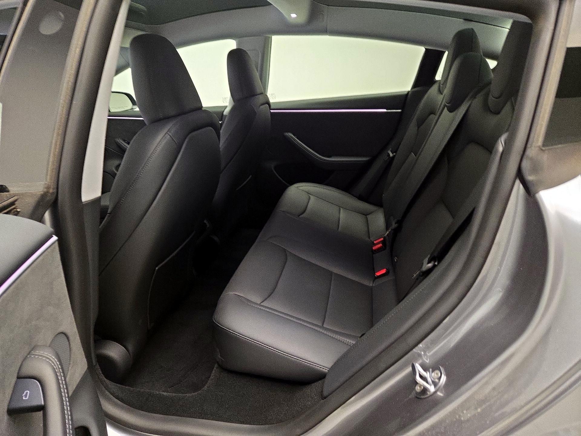 Thumbnail: 2025 Tesla Model 3 - 19