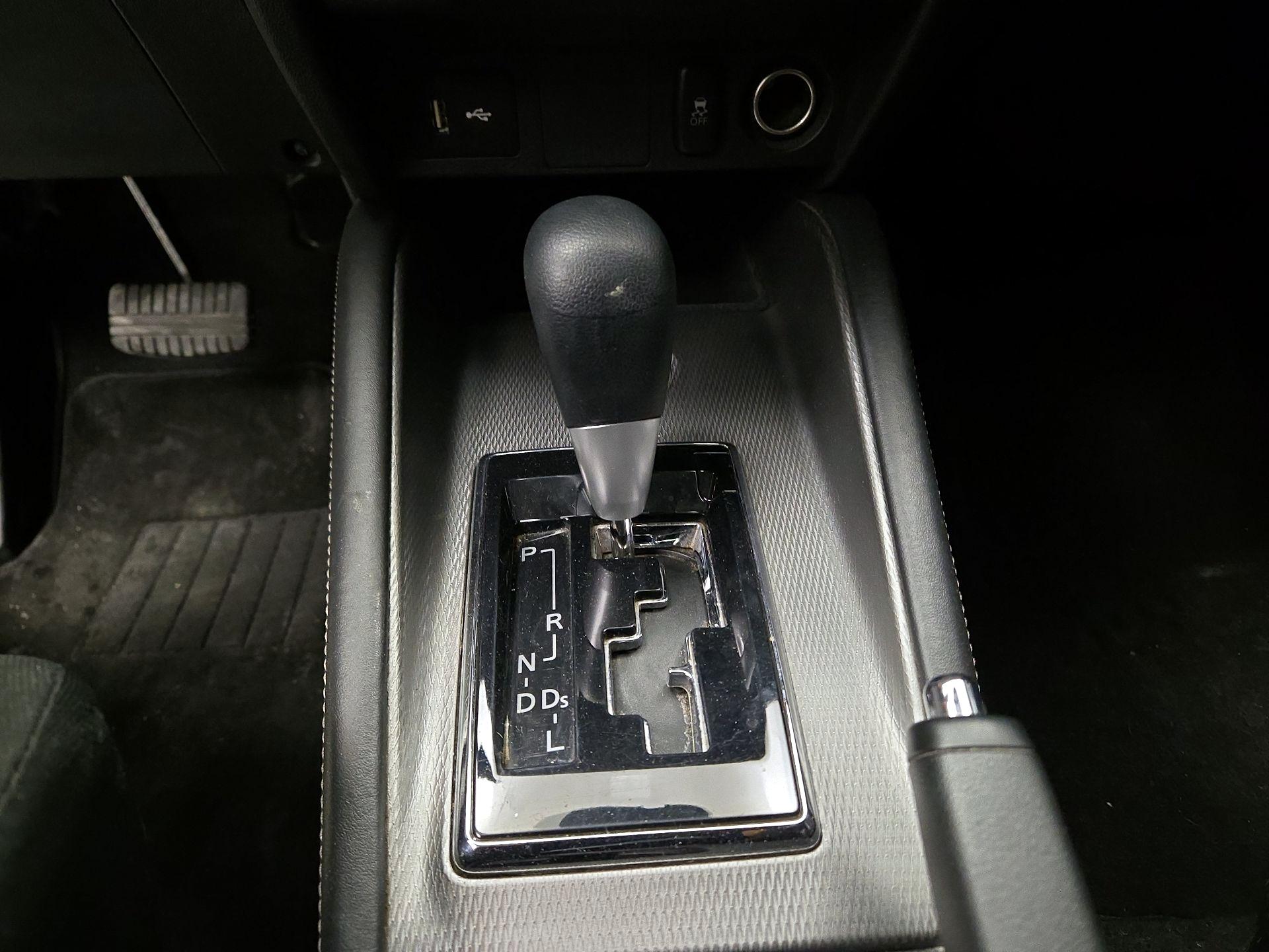 Thumbnail: 2024 Mitsubishi Outlander Sport - 15