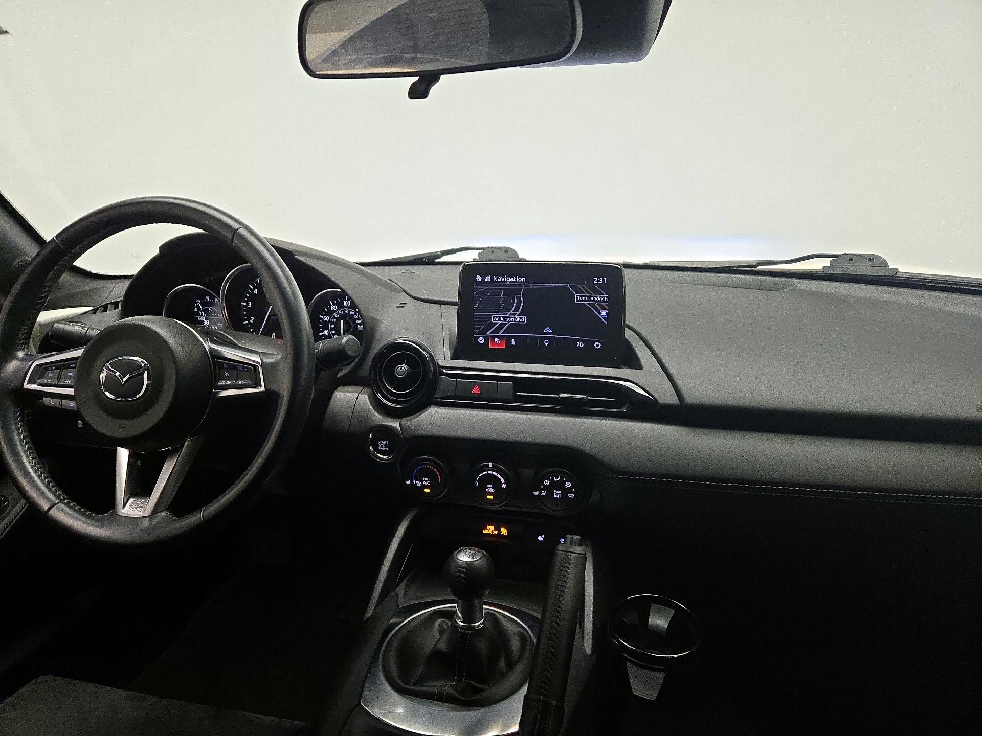 Thumbnail: 2020 Mazda MX-5 Miata - 9