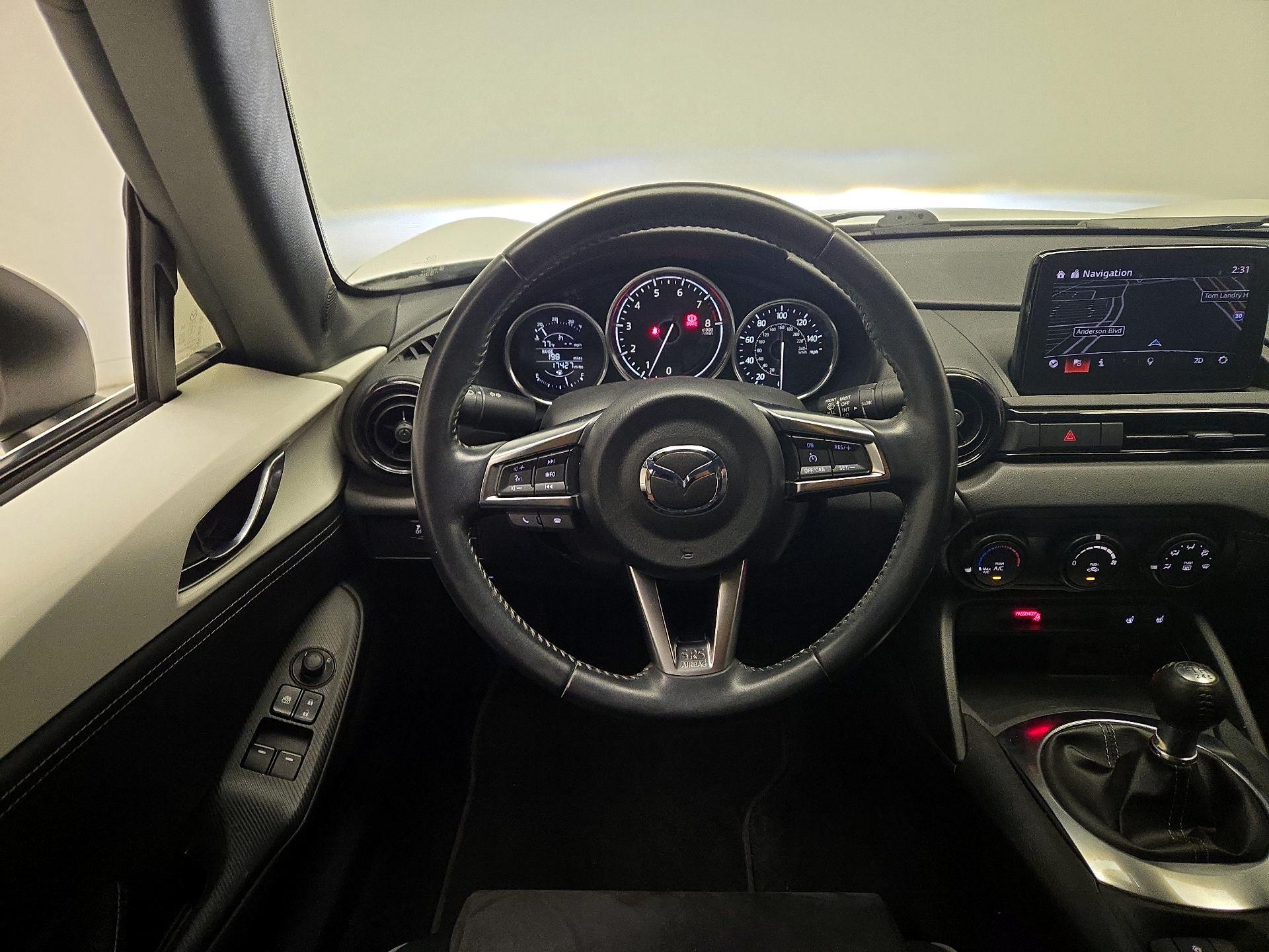 Thumbnail: 2020 Mazda MX-5 Miata - 10