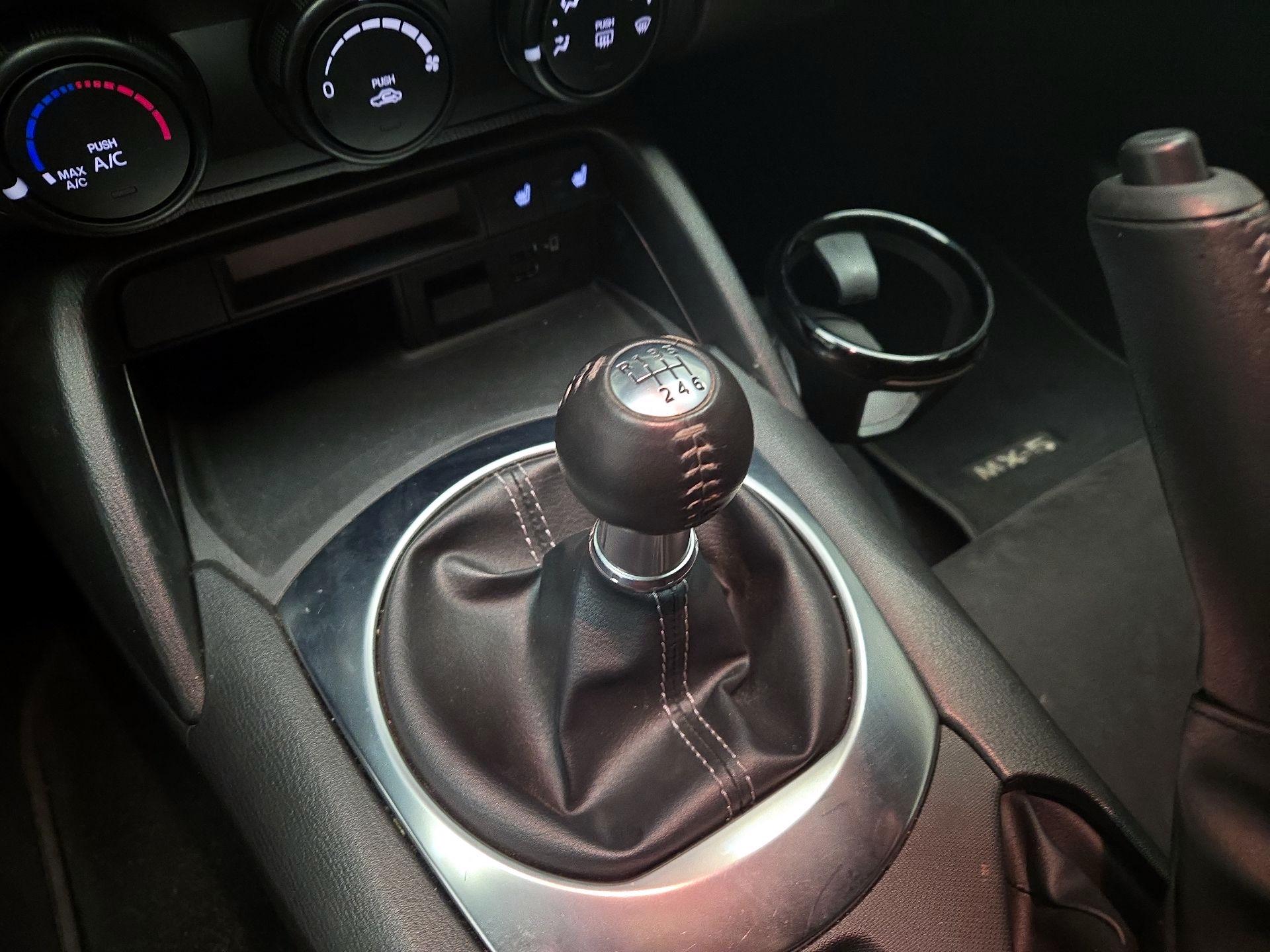 Thumbnail: 2020 Mazda MX-5 Miata - 18