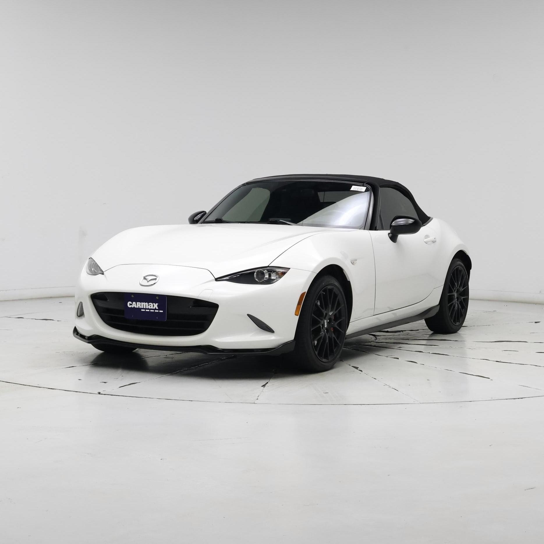 Thumbnail: 2020 Mazda MX-5 Miata - 4