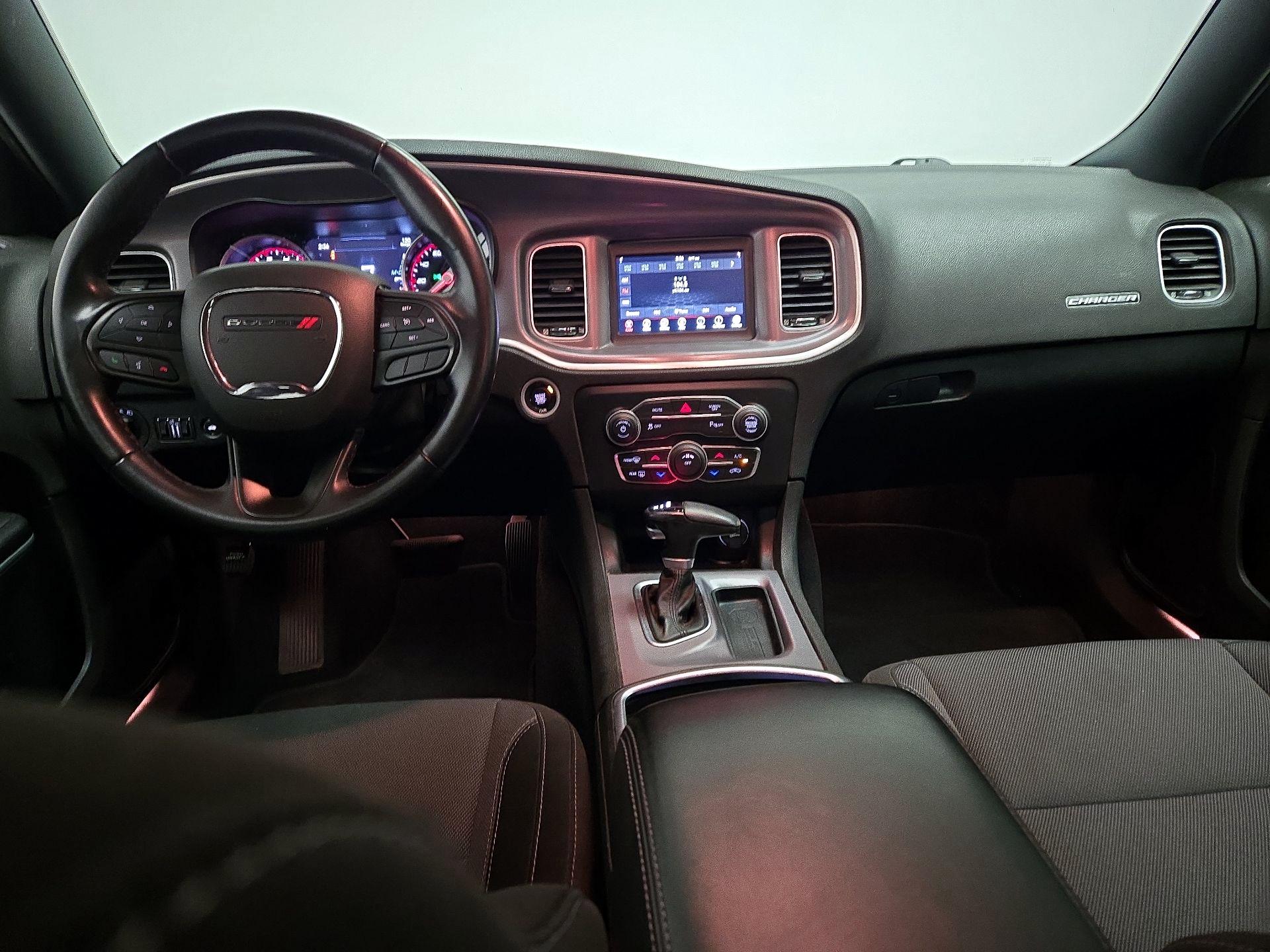 Thumbnail: 2022 Dodge Charger - 9