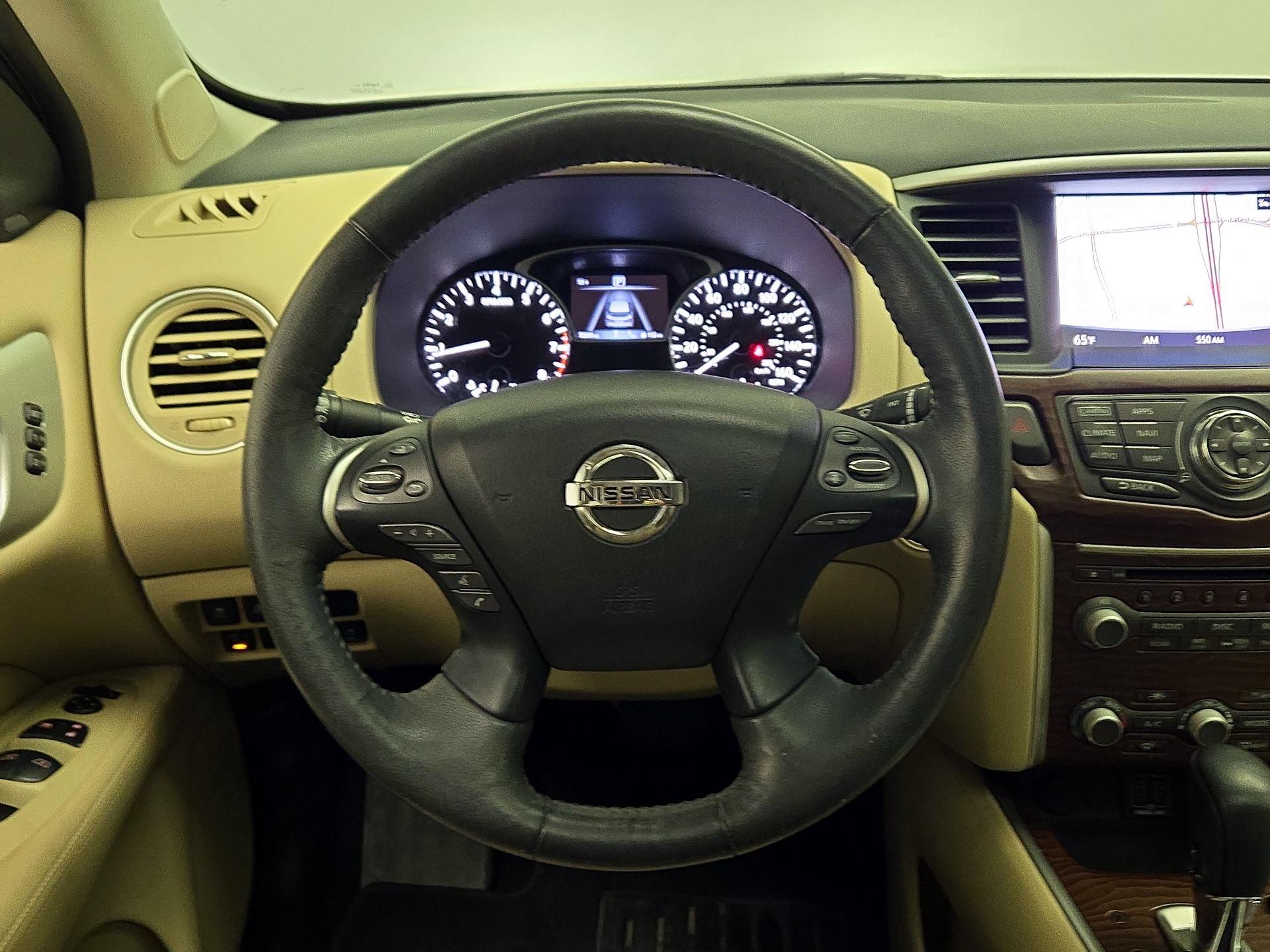 Thumbnail: 2018 Nissan Pathfinder - 10