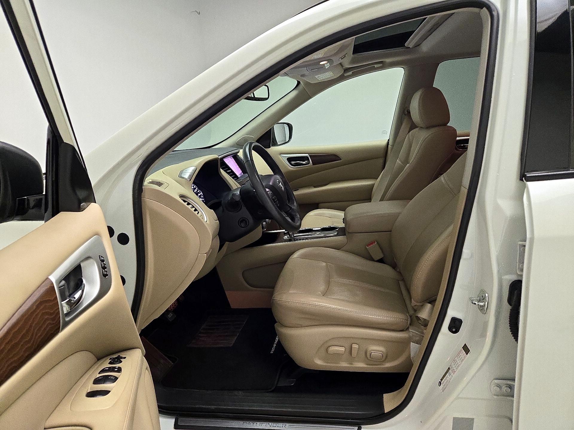 Thumbnail: 2018 Nissan Pathfinder - 11