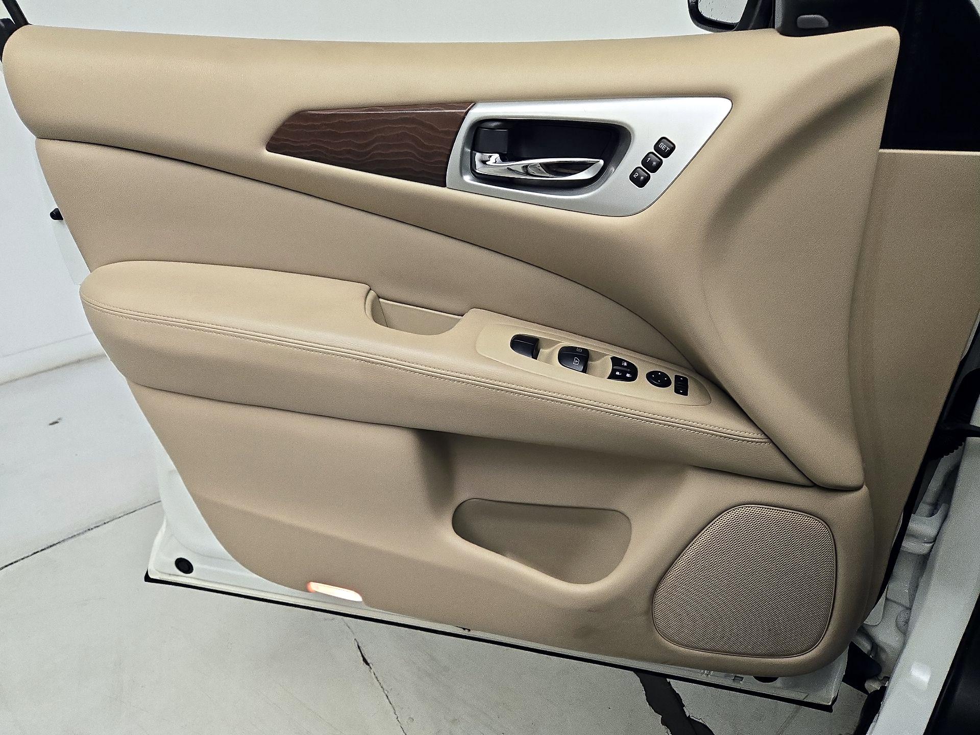 Thumbnail: 2018 Nissan Pathfinder - 12