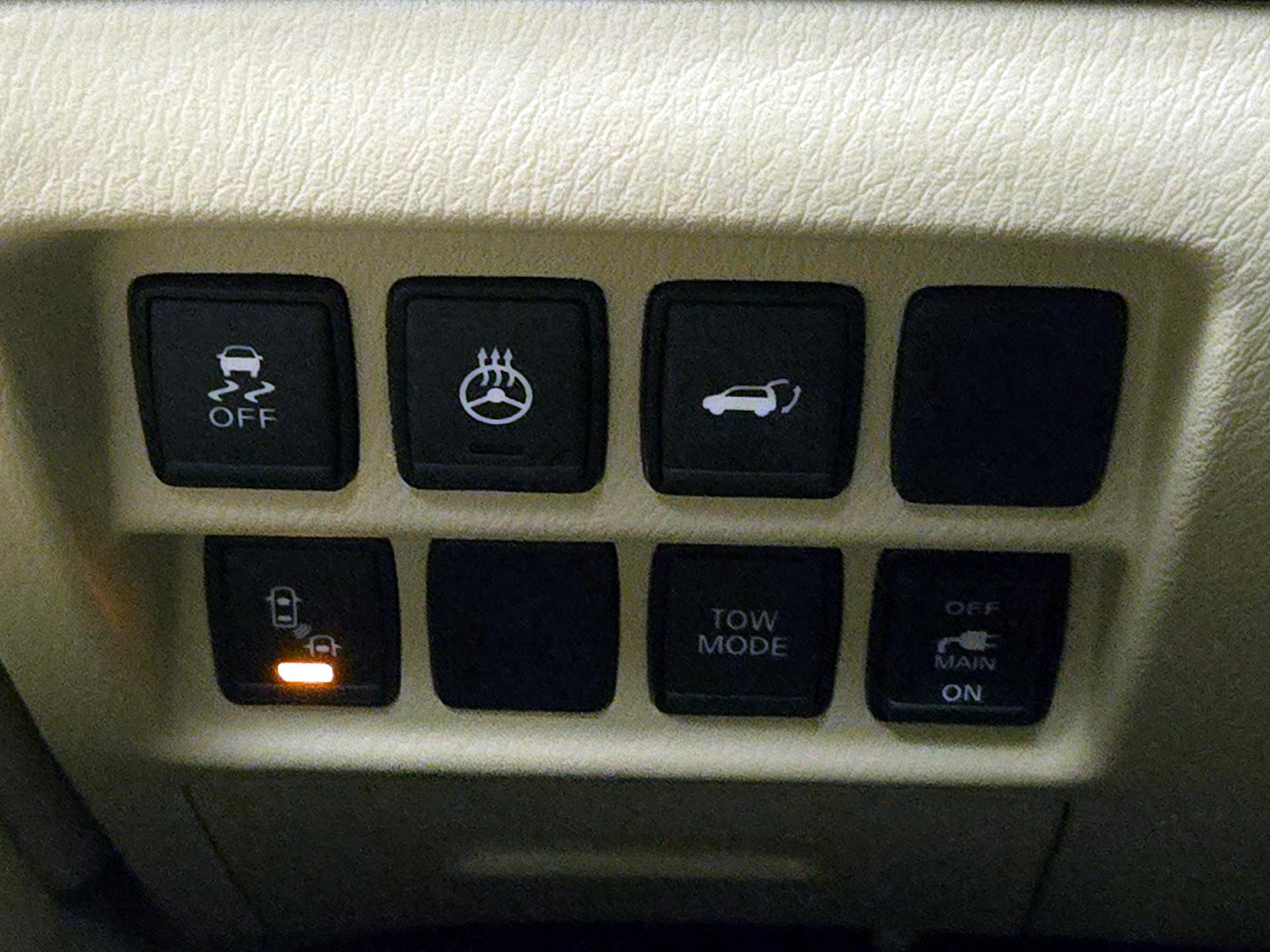 Thumbnail: 2018 Nissan Pathfinder - 13