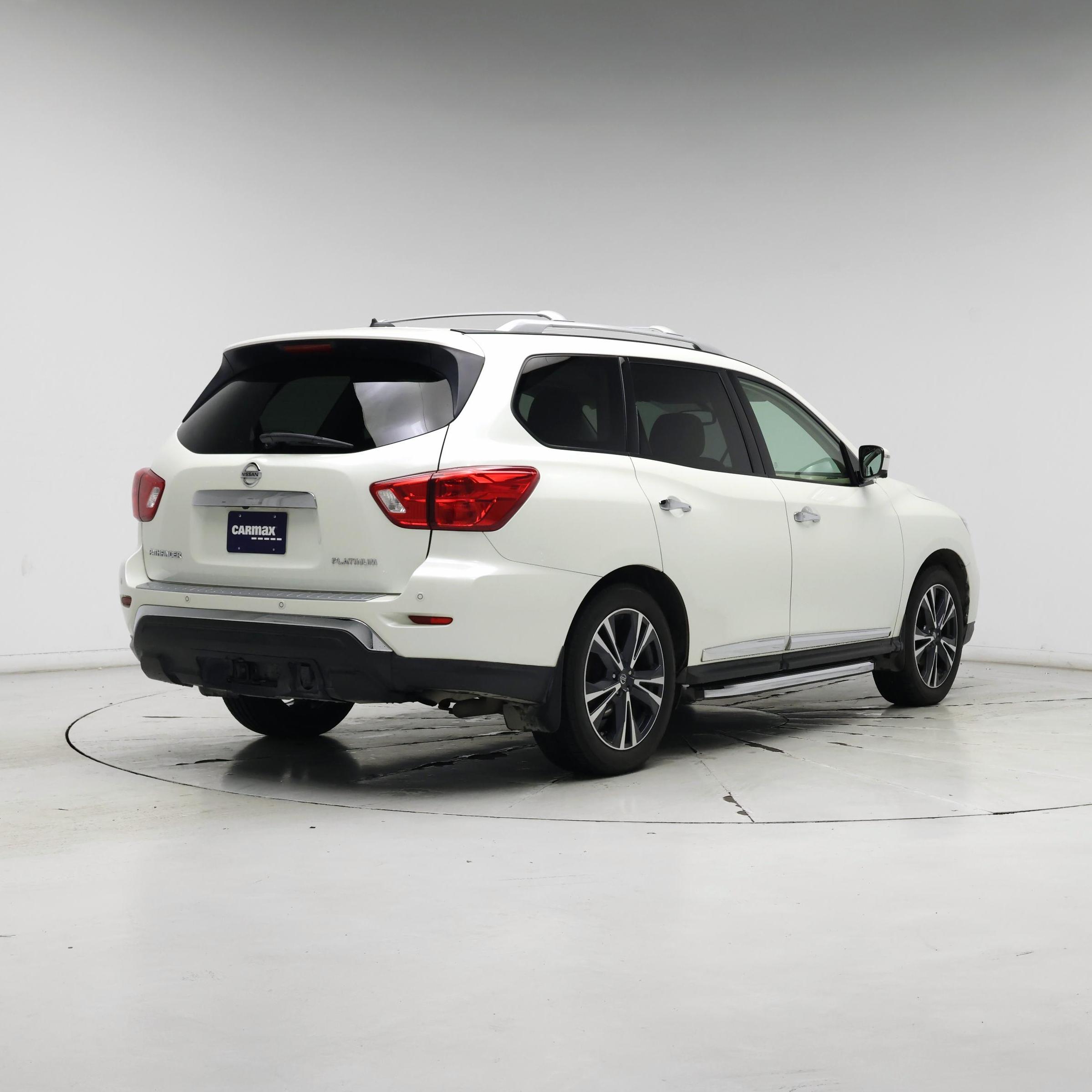 Thumbnail: 2018 Nissan Pathfinder - 8