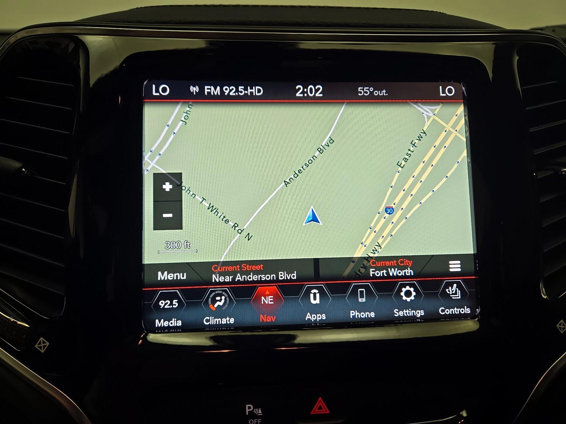 Thumbnail: 2020 Jeep Cherokee - 14