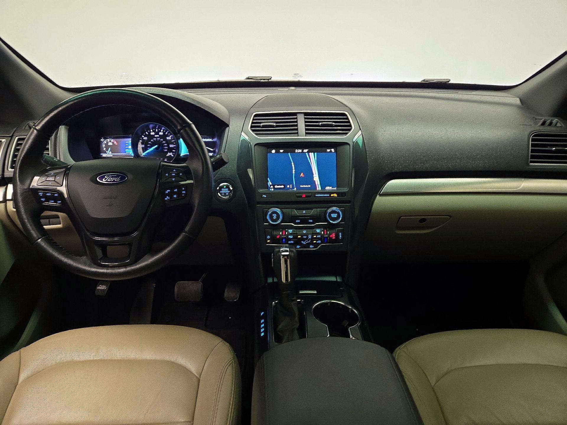 Thumbnail: 2018 Ford Explorer - 9