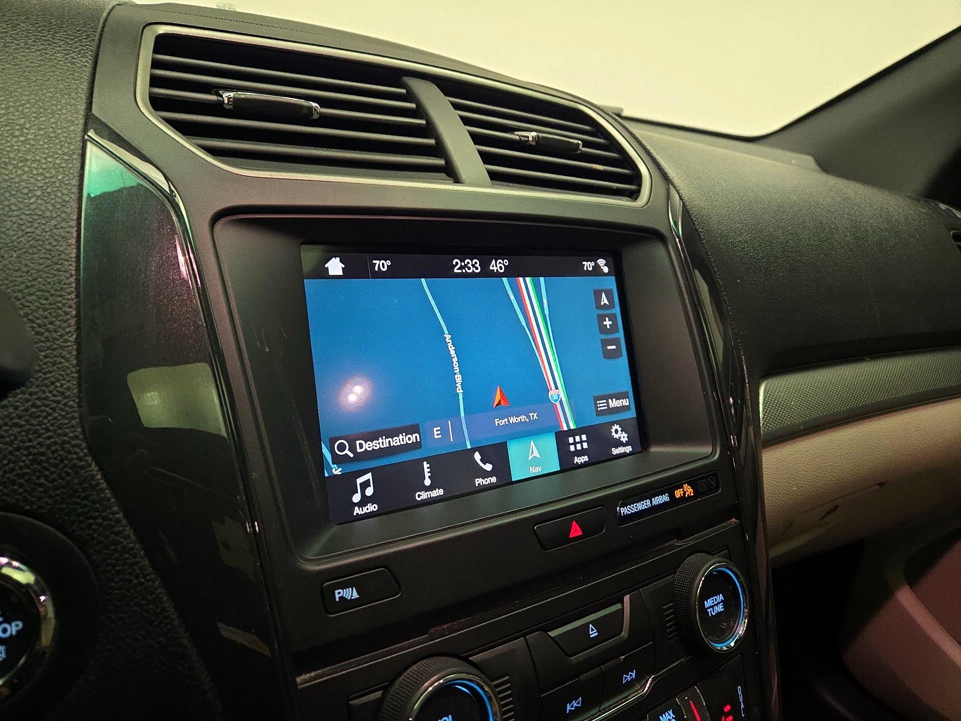 Thumbnail: 2018 Ford Explorer - 14